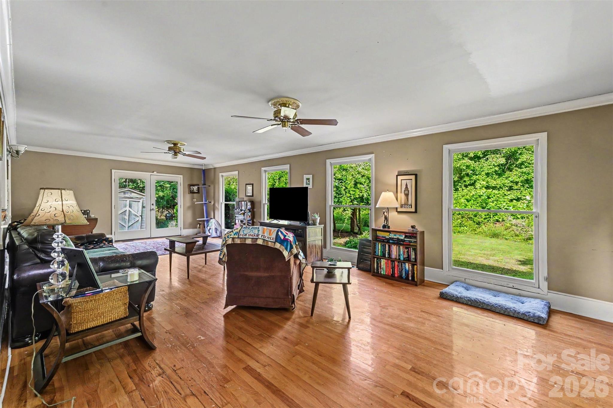 312 Windsor Drive — Shelby