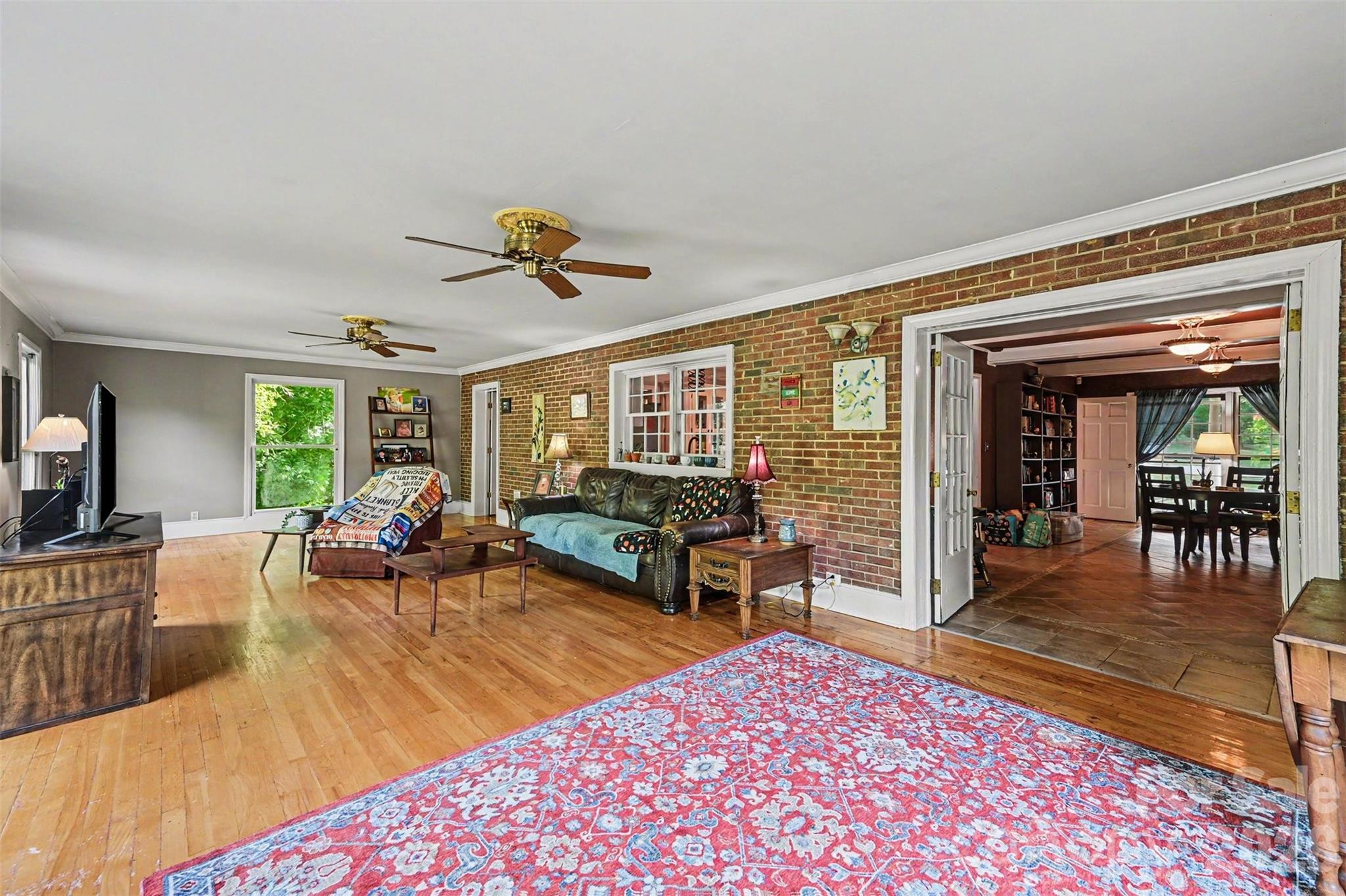 312 Windsor Drive — Shelby