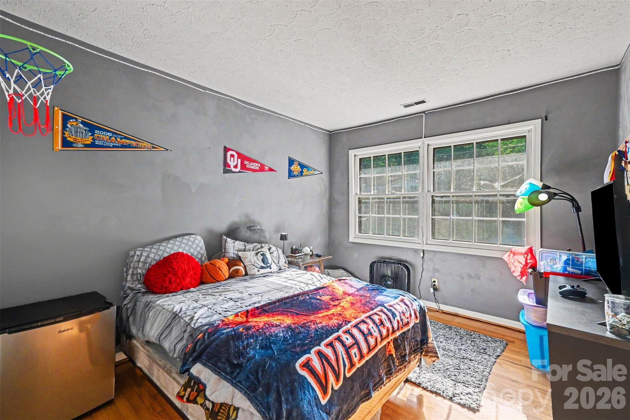 312 Windsor Drive — Shelby