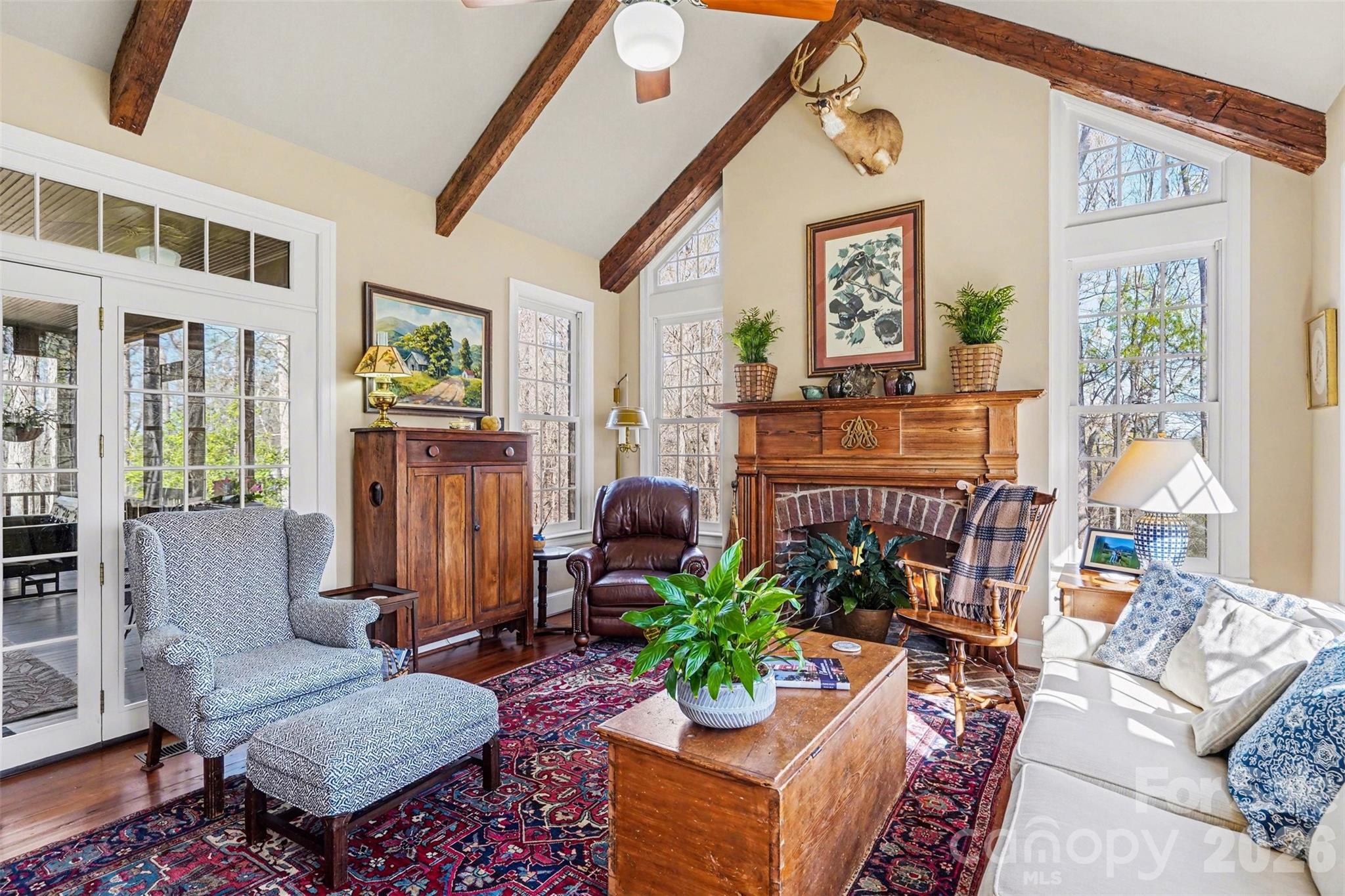 212 Deerchase Road — Shelby
