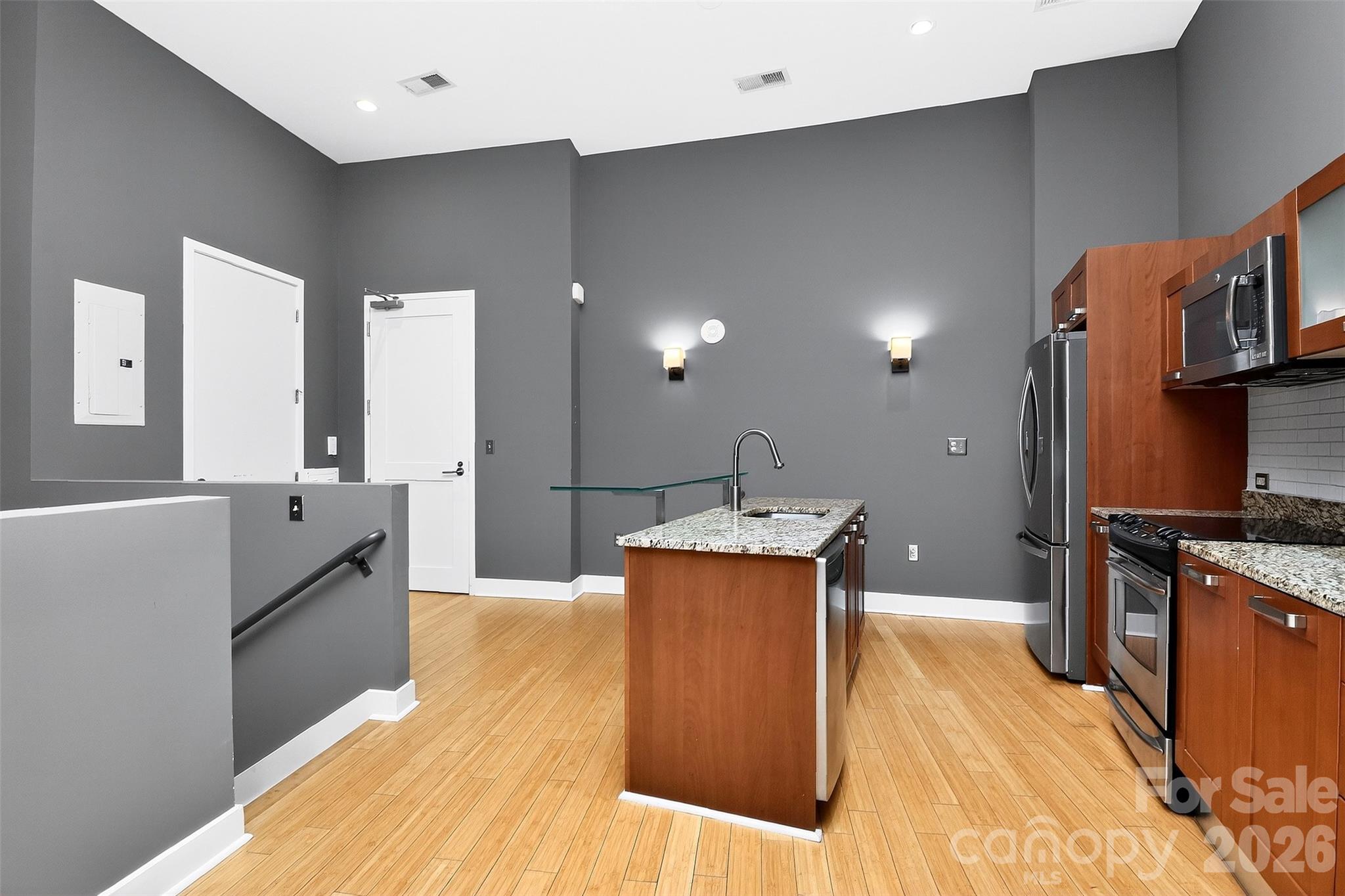 1133 Metropolitan Avenue #615 — Charlotte