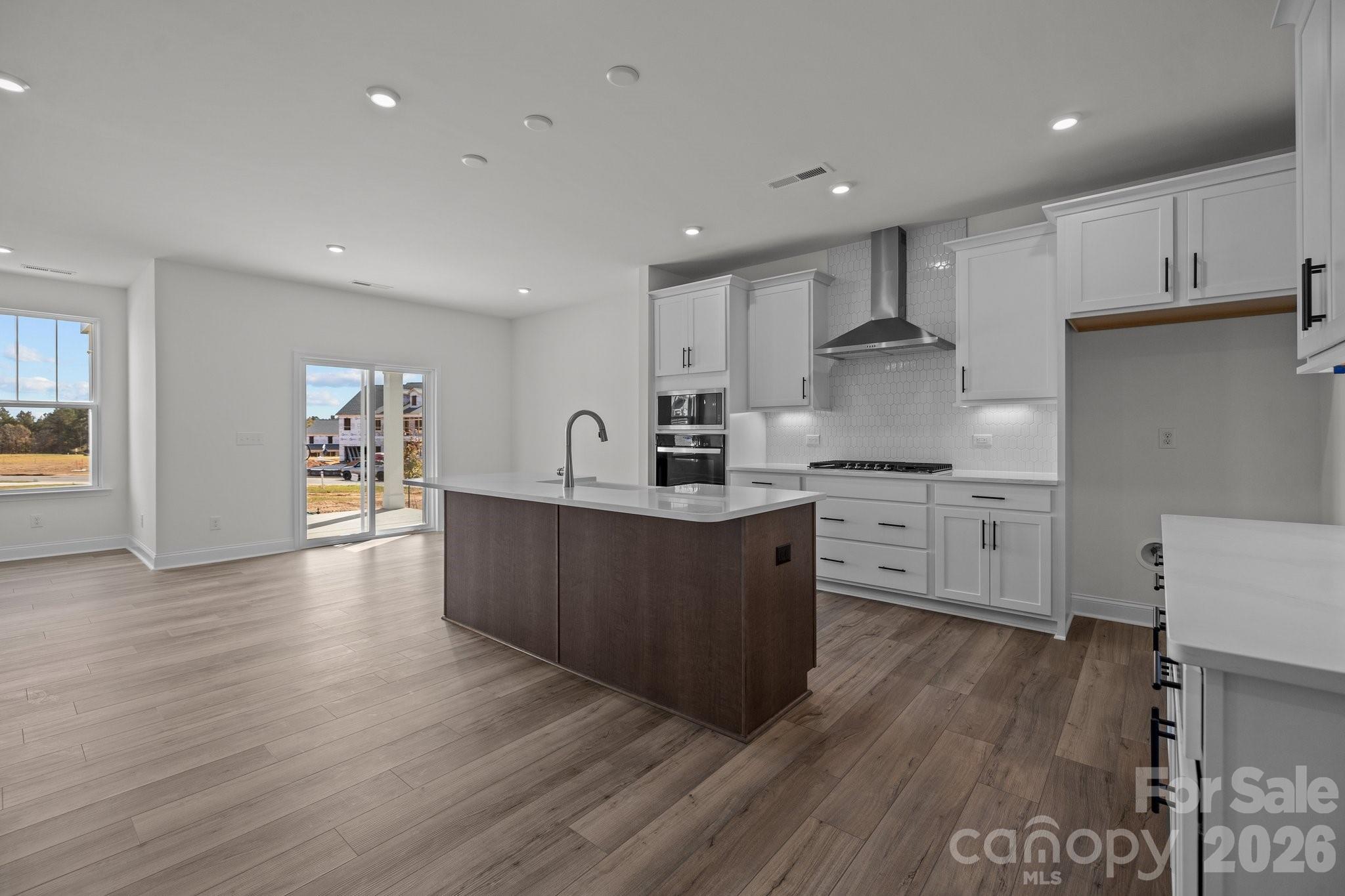 1256 Aft Lane #126 — York