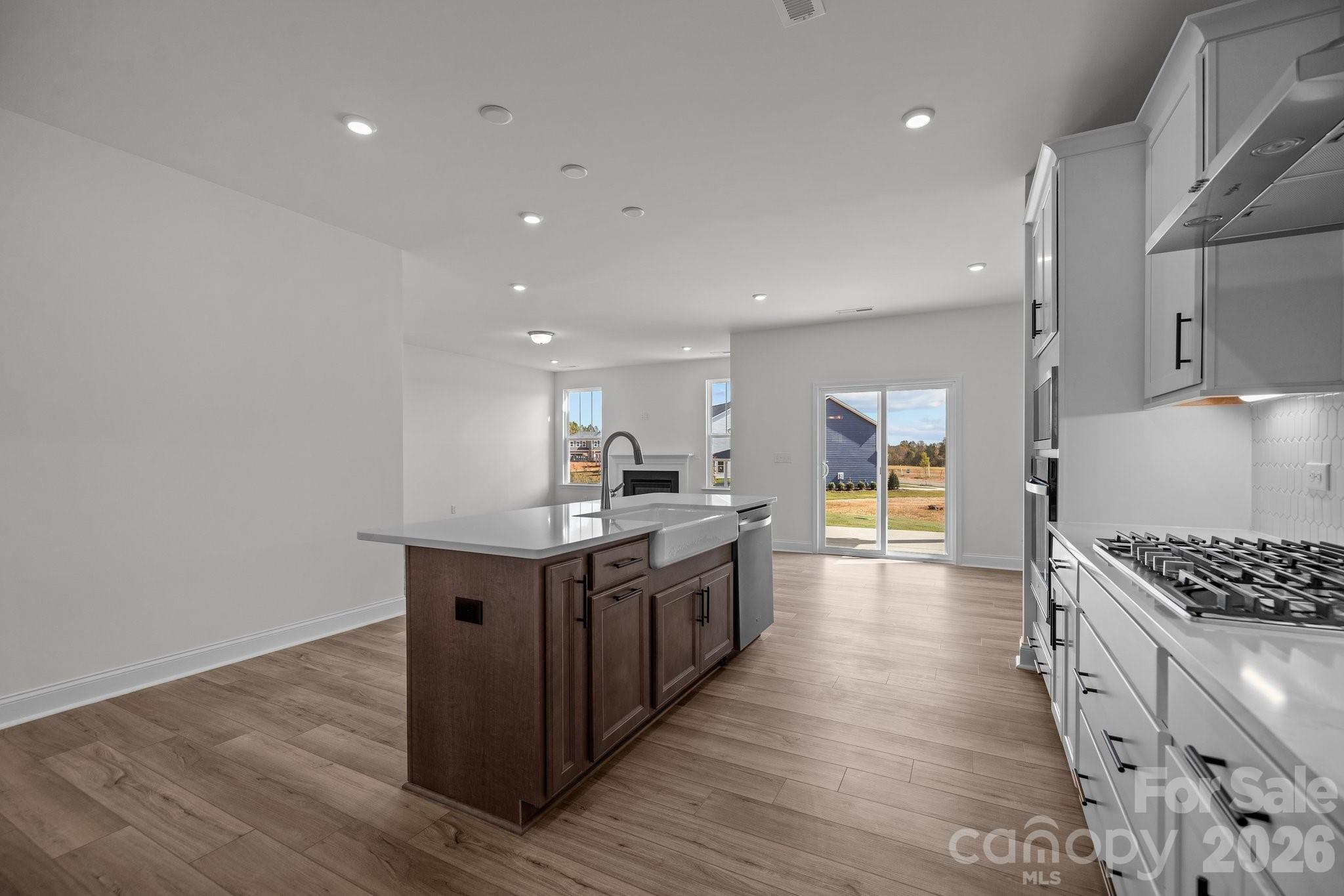 1256 Aft Lane #126 — York