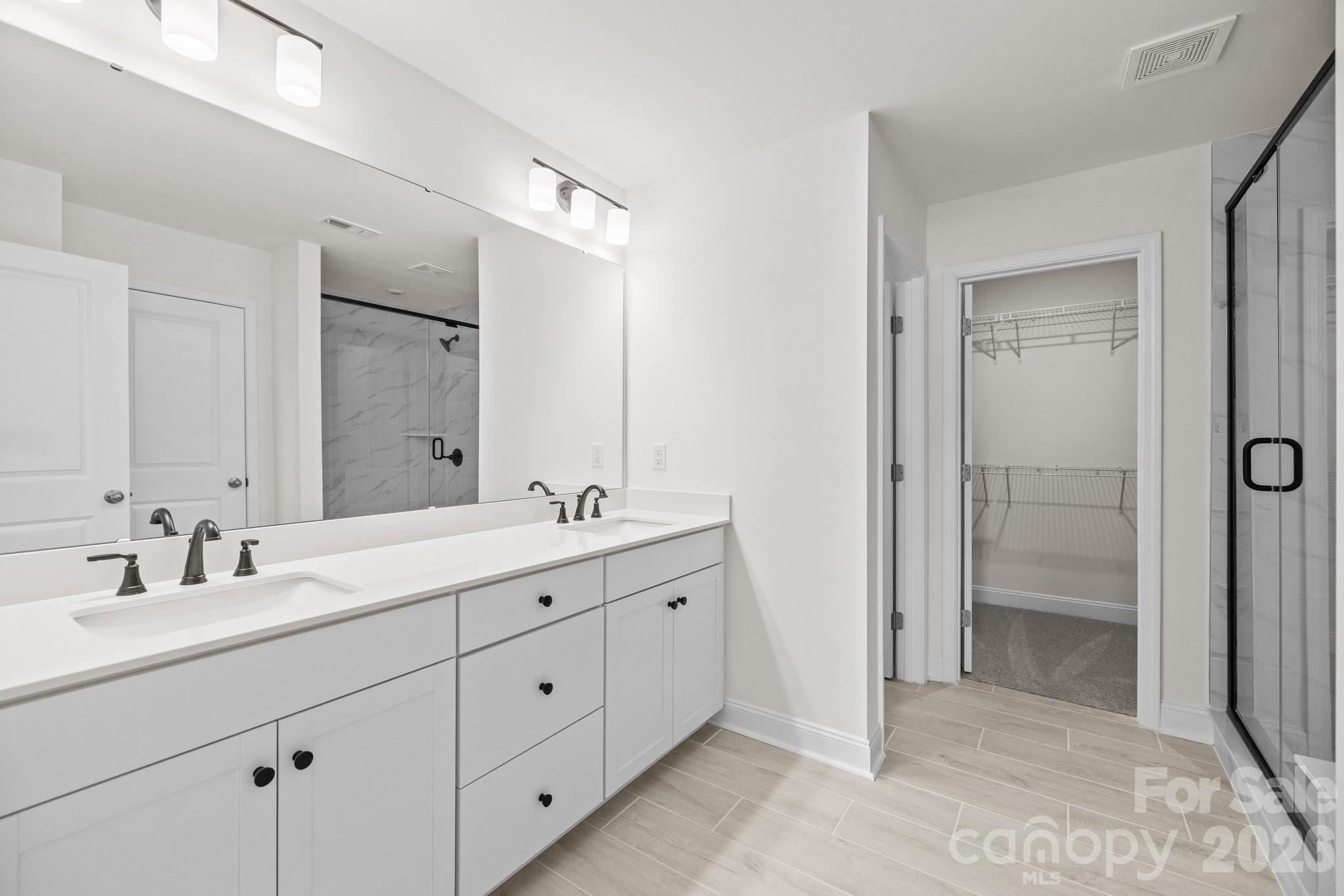 1248 Aft Lane #124 — York