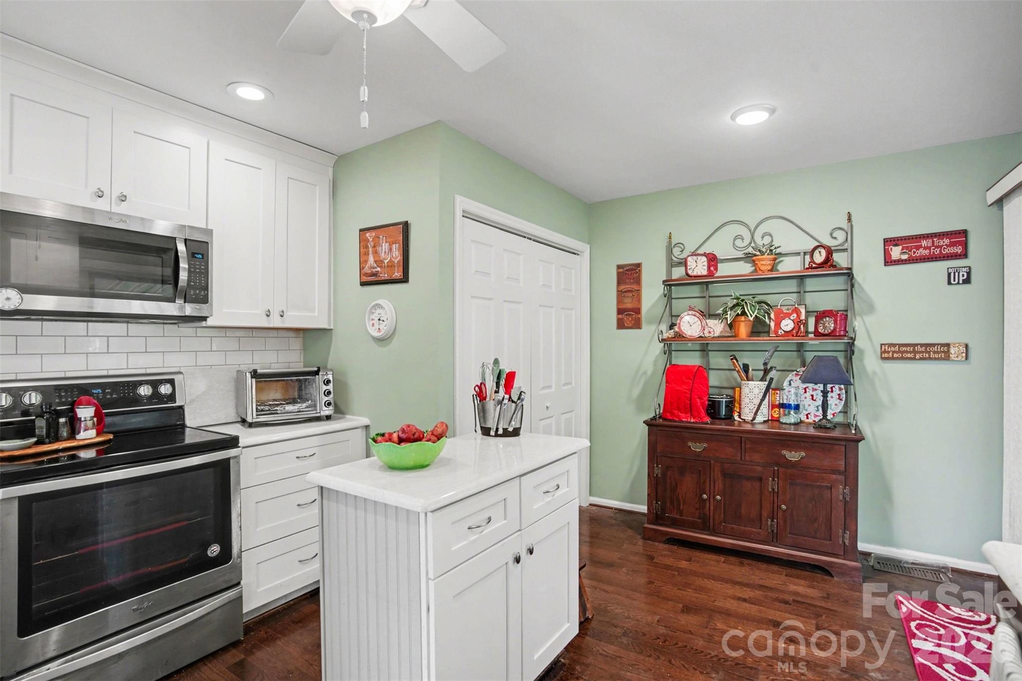 8968 St Croix Lane — Charlotte