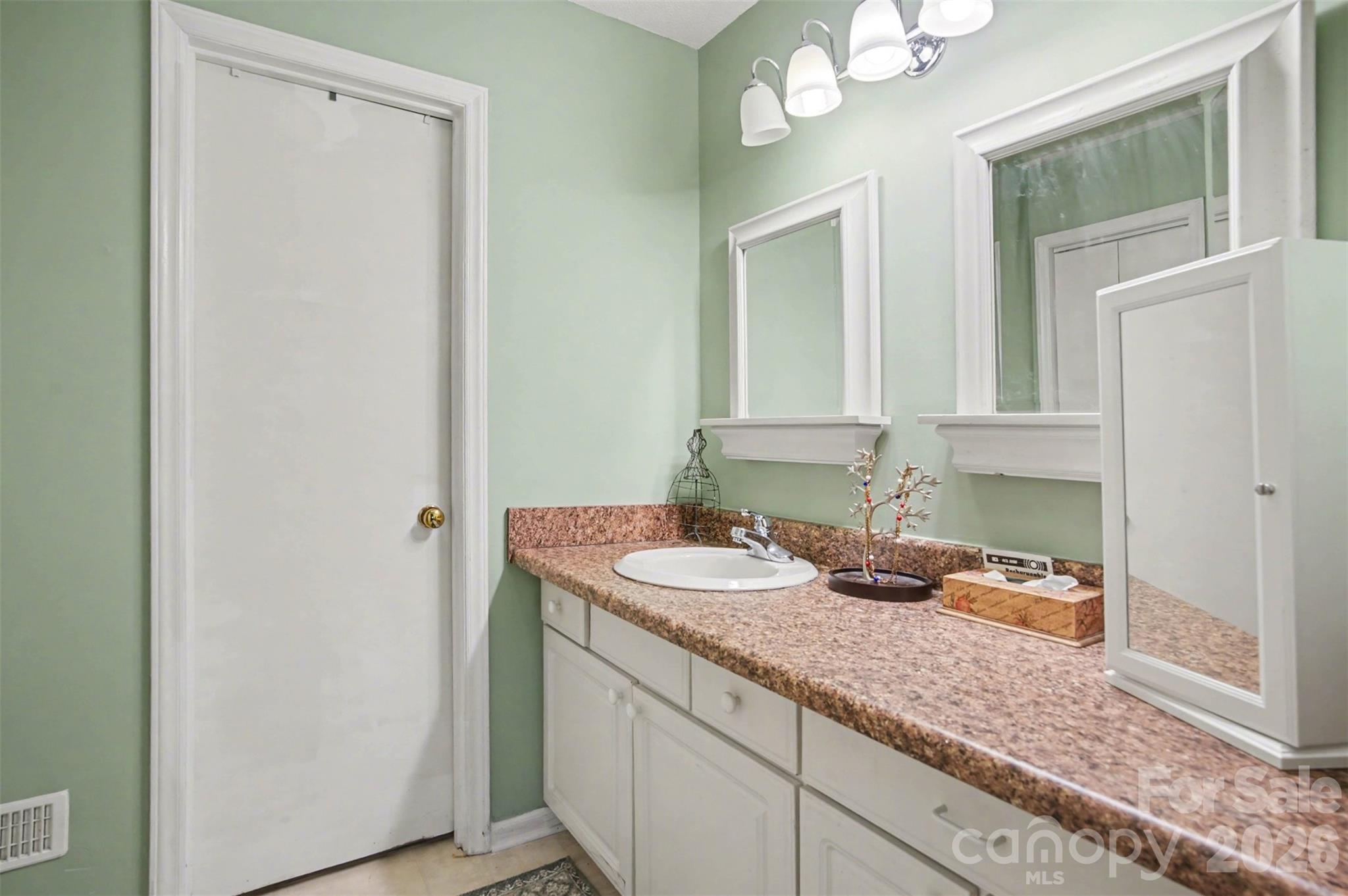 8968 St Croix Lane — Charlotte