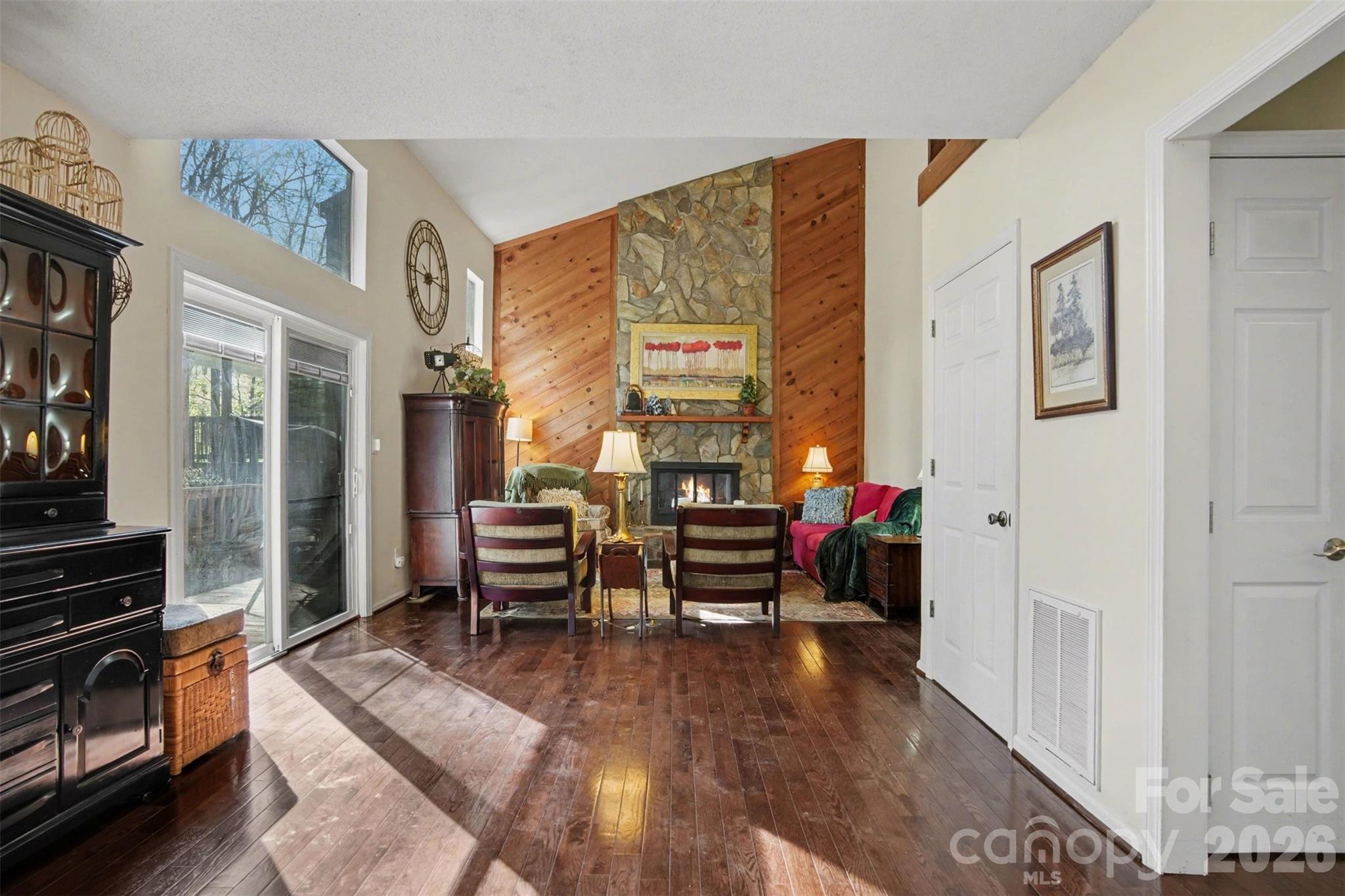 8968 St Croix Lane — Charlotte