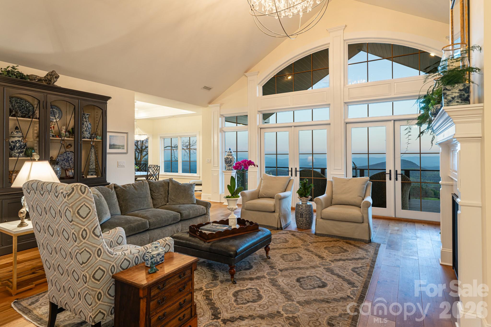 89 N Snow Ridge Drive #13 — Hendersonville