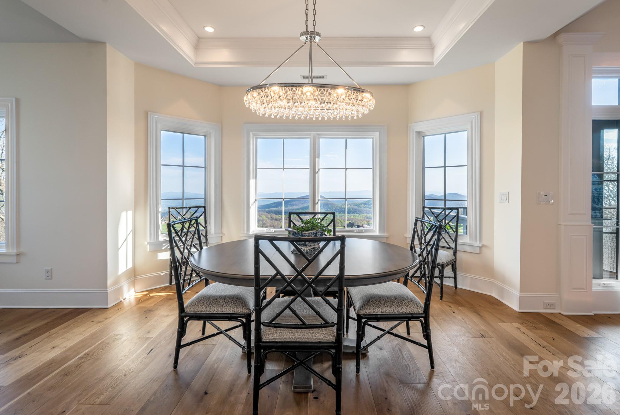 89 N Snow Ridge Drive #13 — Hendersonville