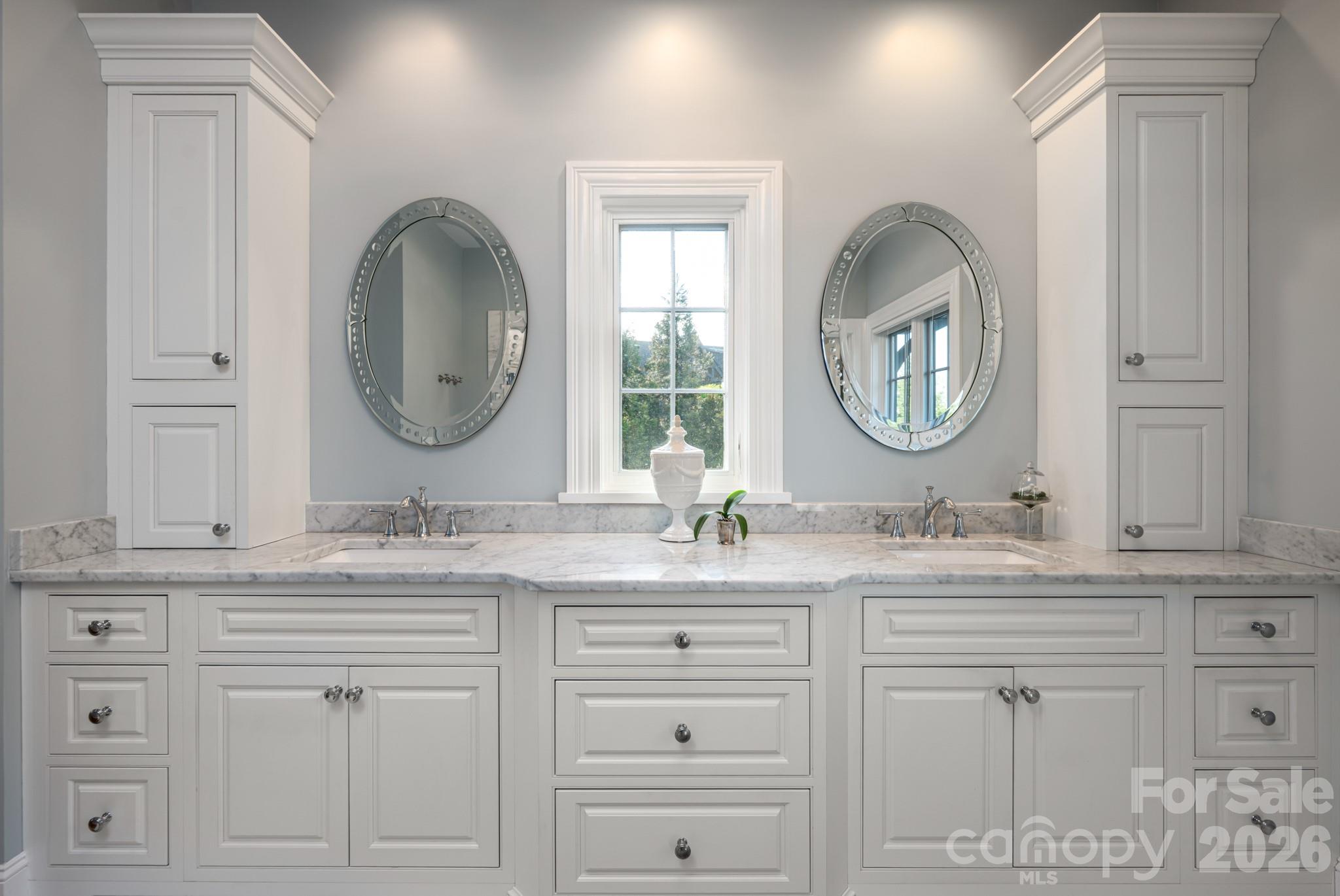 89 N Snow Ridge Drive #13 — Hendersonville