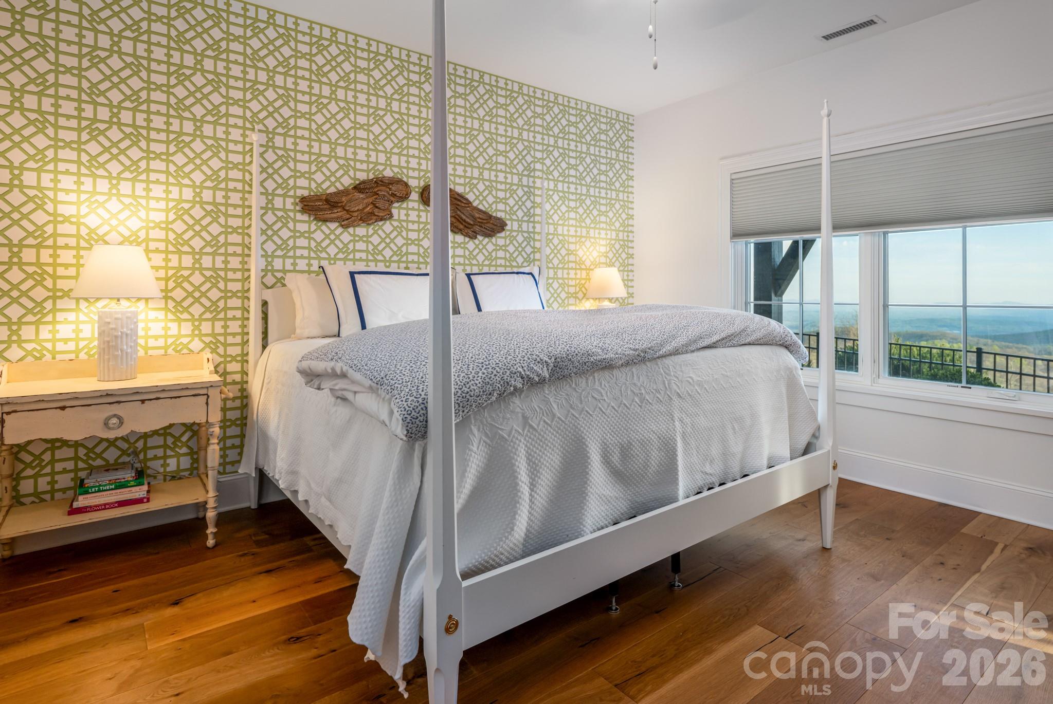 89 N Snow Ridge Drive #13 — Hendersonville