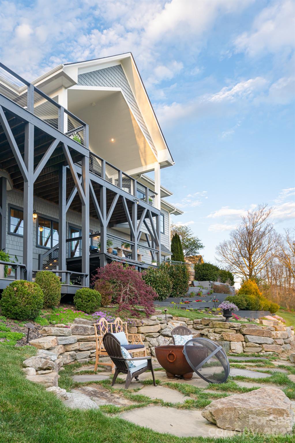 89 N Snow Ridge Drive #13 — Hendersonville
