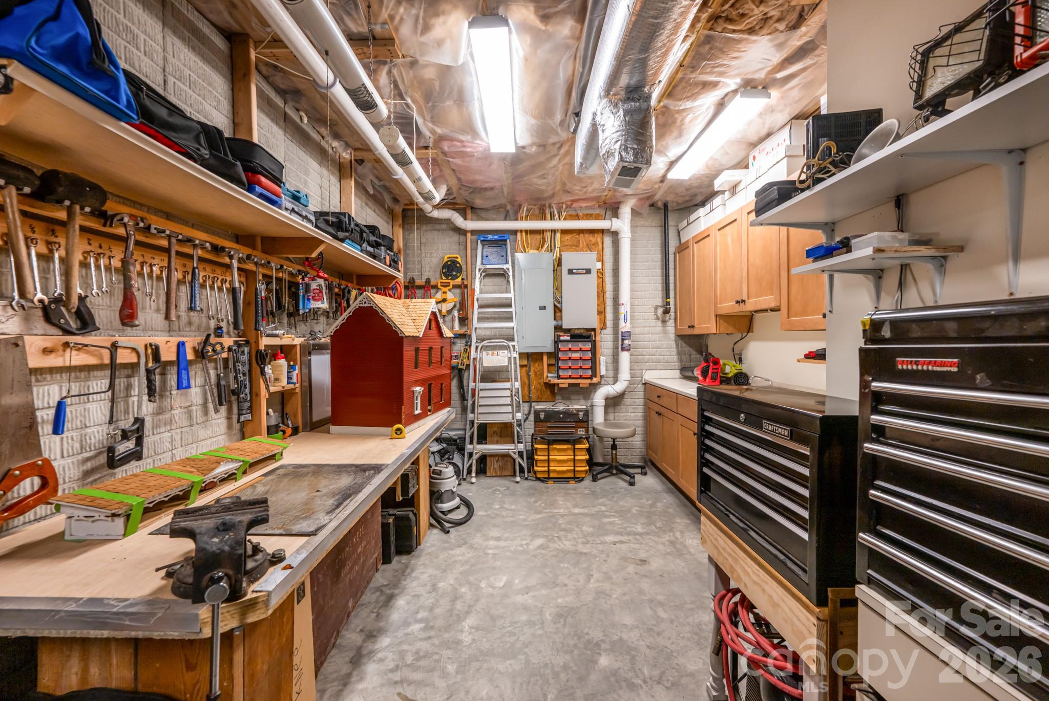 89 N Snow Ridge Drive #13 — Hendersonville