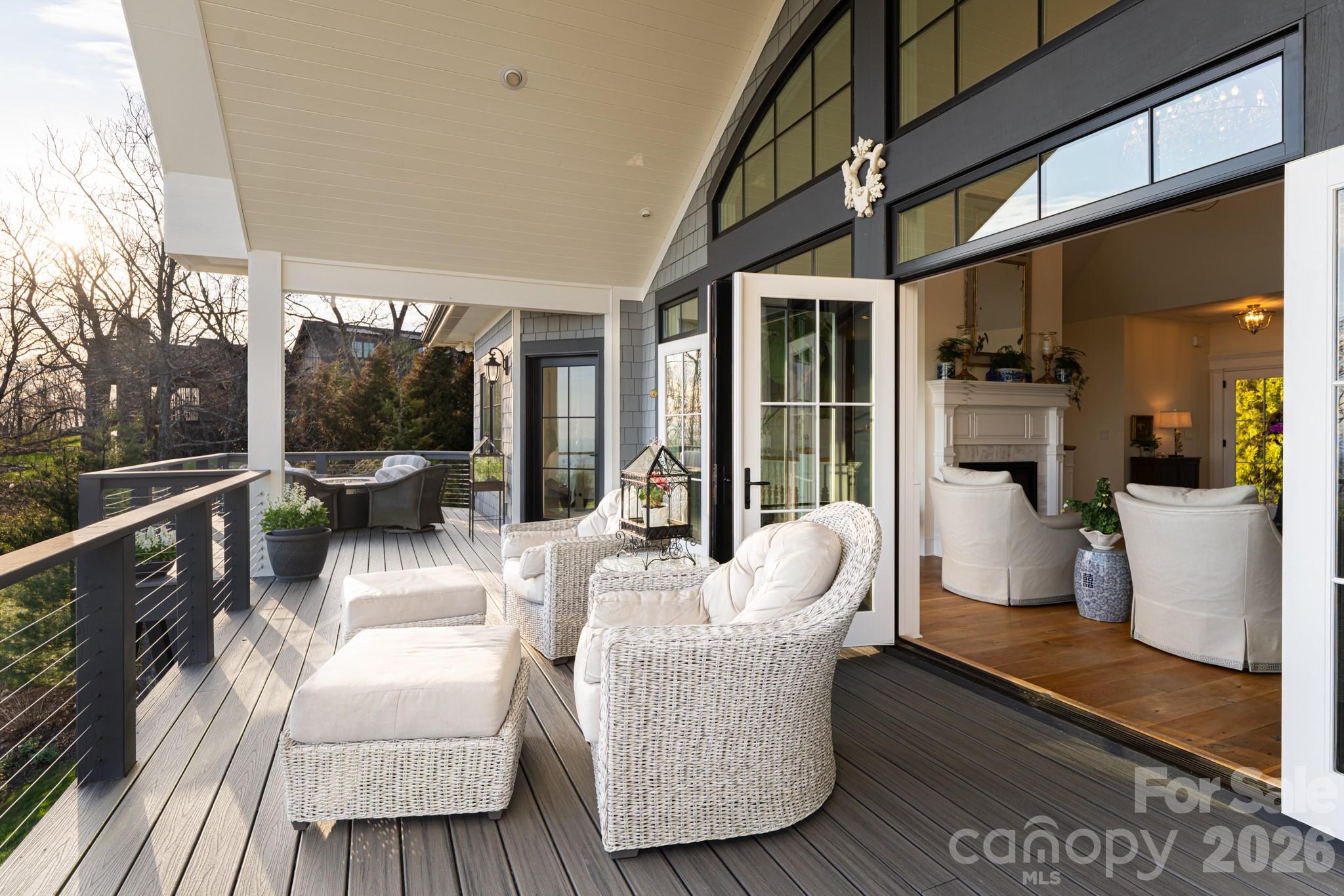 89 N Snow Ridge Drive #13 — Hendersonville