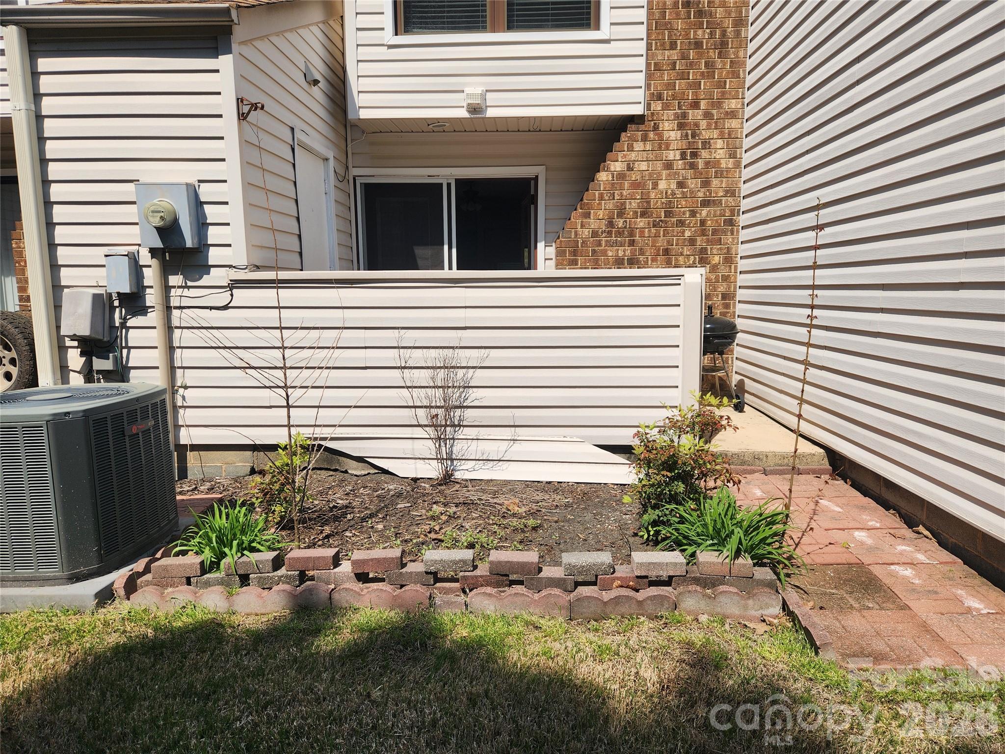 10961 Carmel Crossing Road — Charlotte