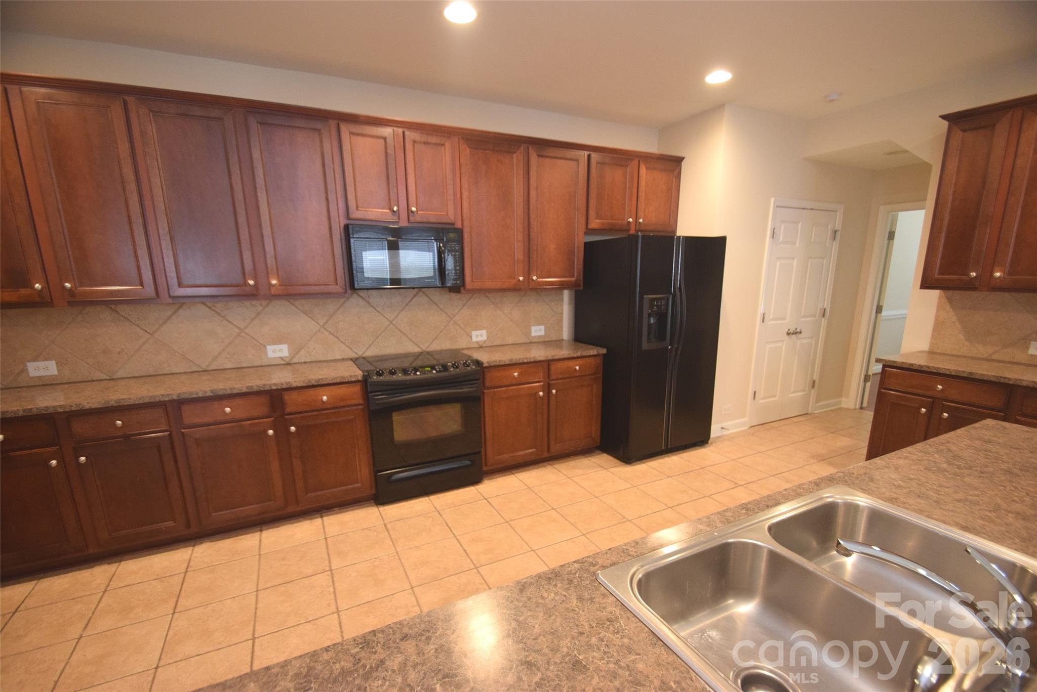 6631 Old Magnolia Lane — Mint Hill