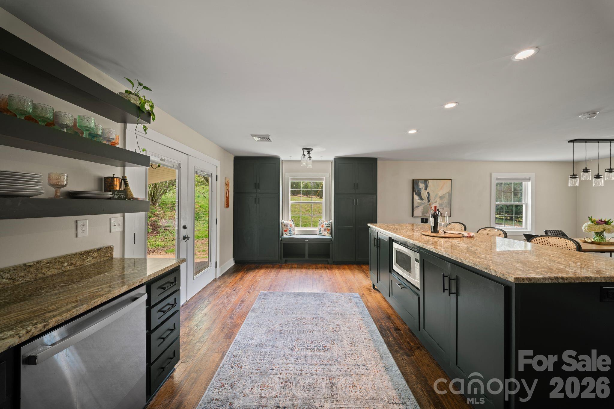 527 Floyd Blackwell Road — Tryon
