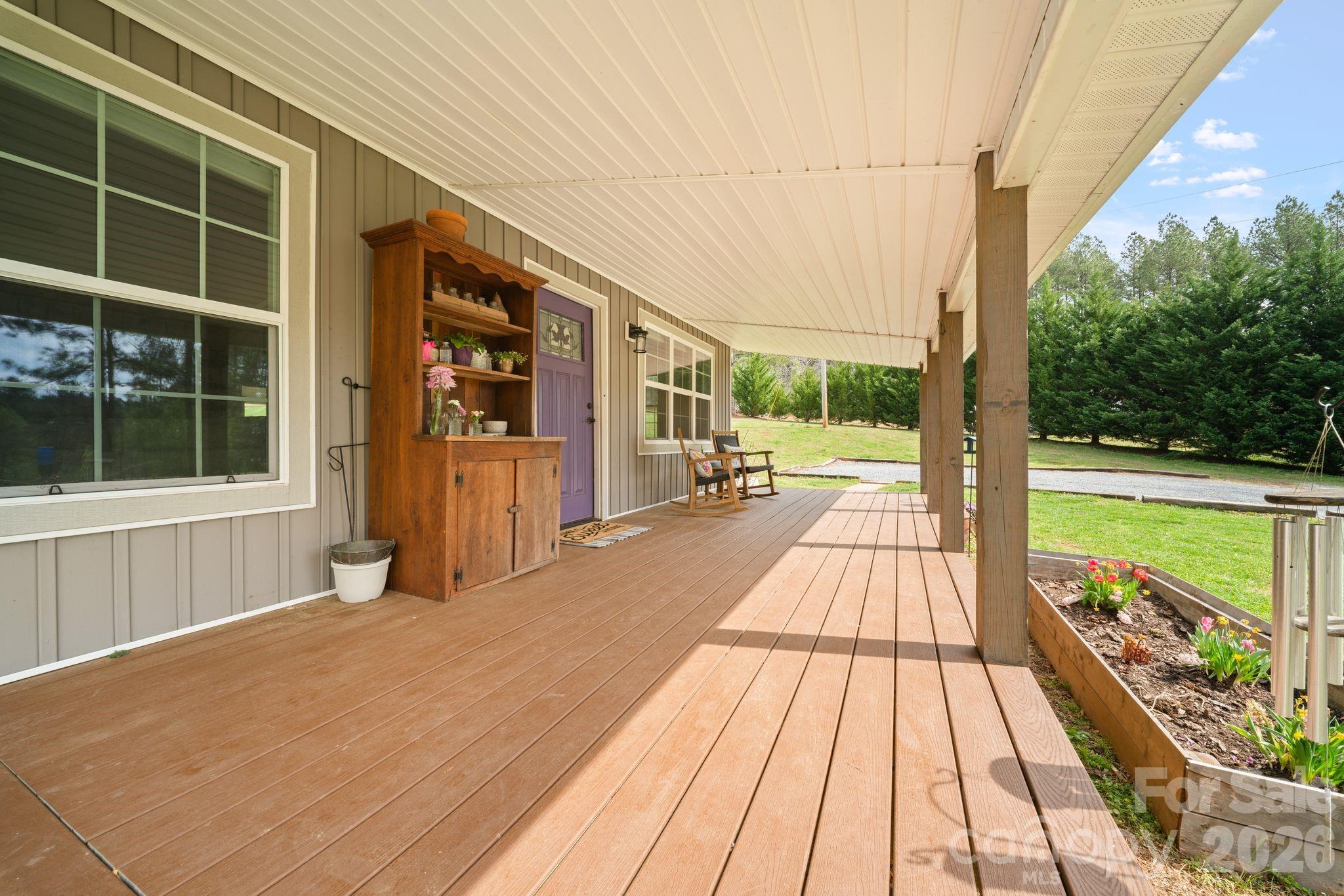 527 Floyd Blackwell Road — Tryon