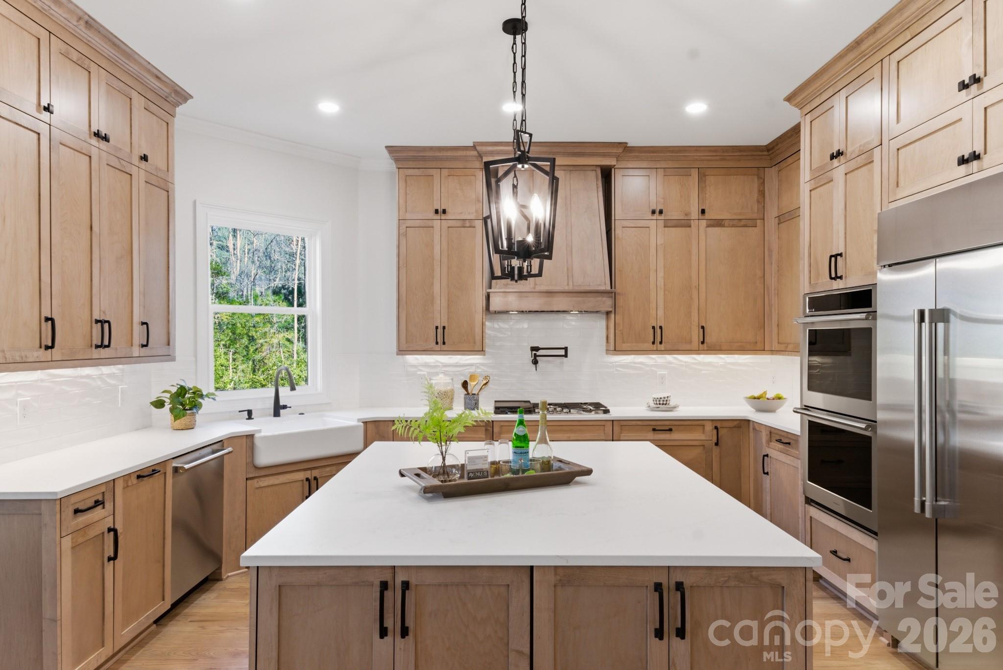 6405 Chimney Bluff Road — Lancaster