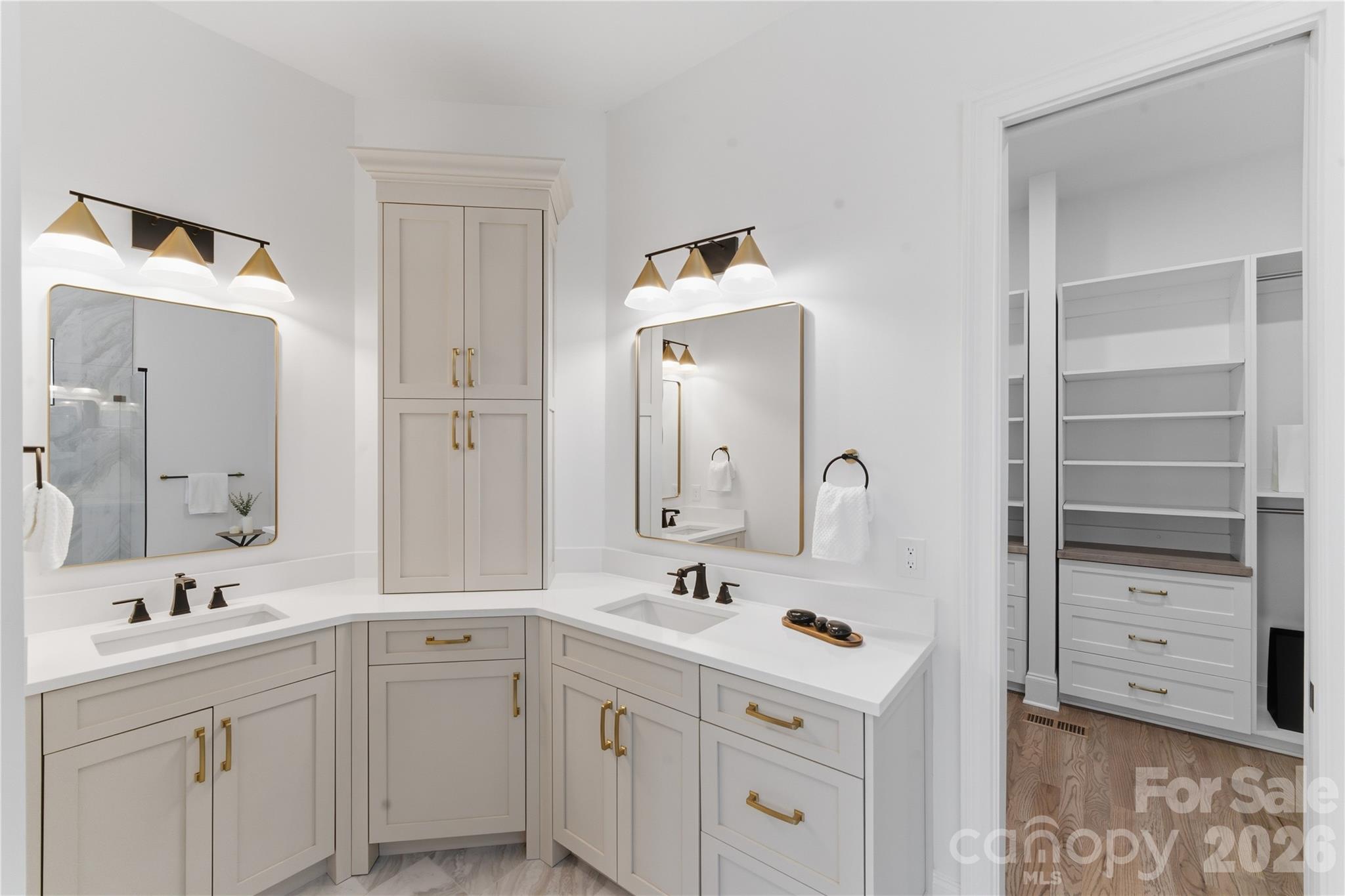 6405 Chimney Bluff Road — Lancaster