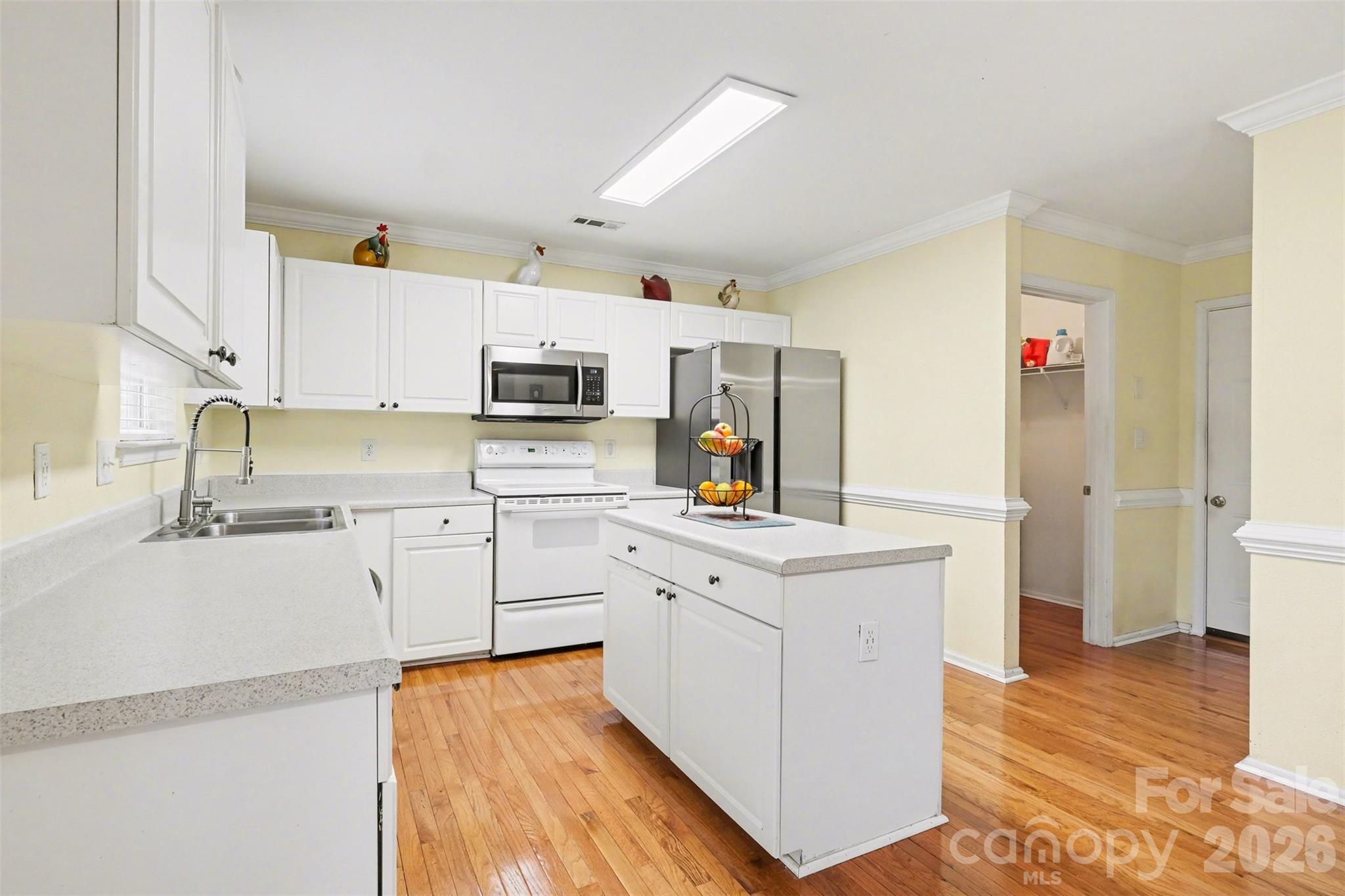 14212 Waterlyn Drive — Charlotte