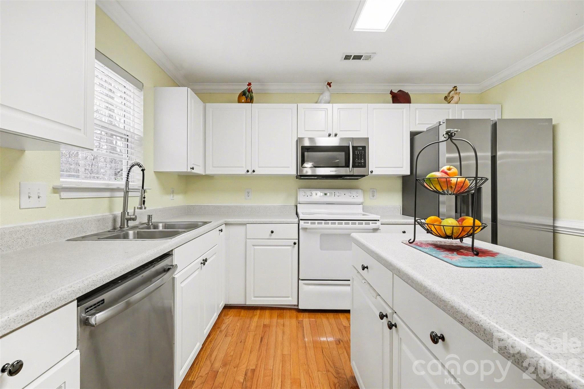 14212 Waterlyn Drive — Charlotte