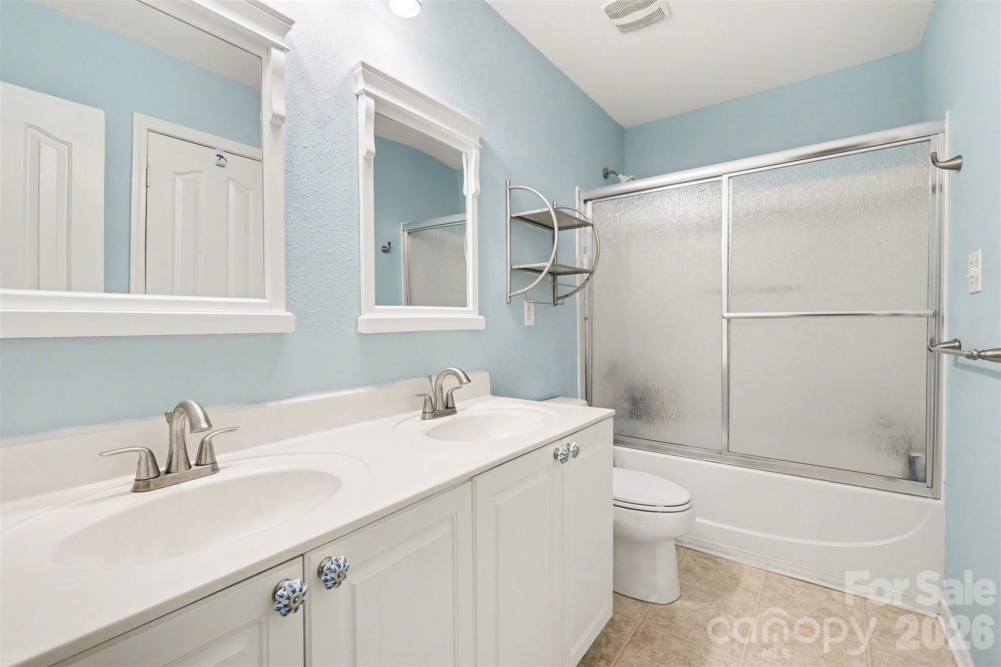 14212 Waterlyn Drive — Charlotte