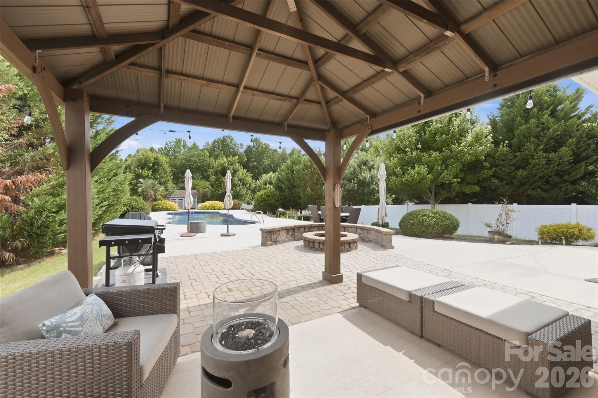 1241 Horsesugar Road — Clover