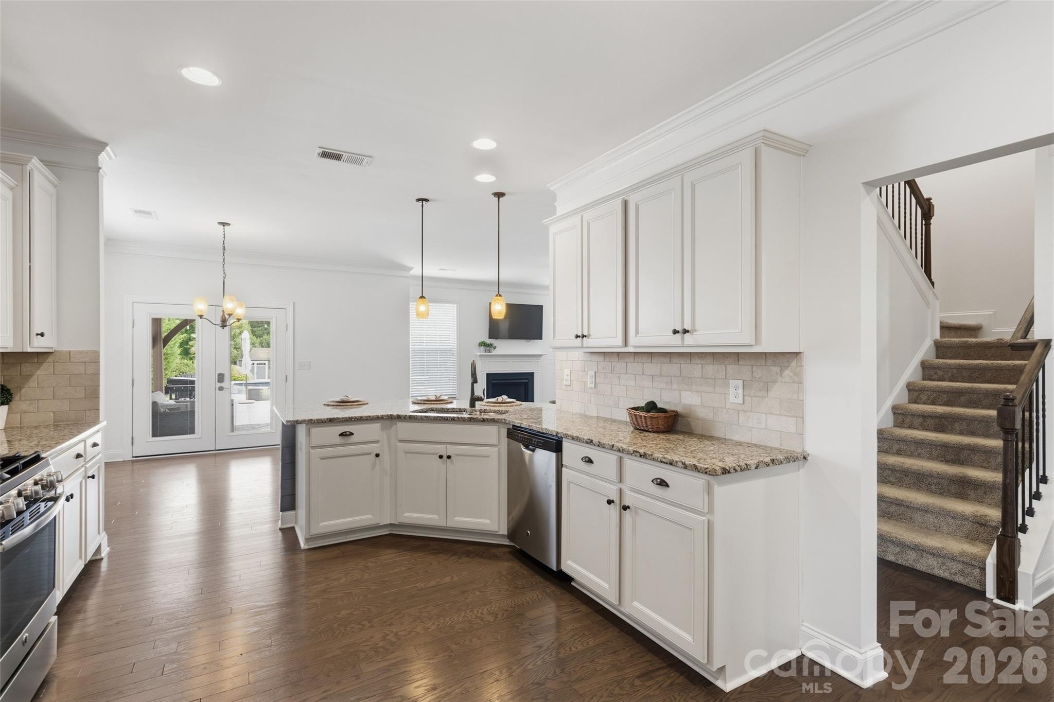 1241 Horsesugar Road — Clover