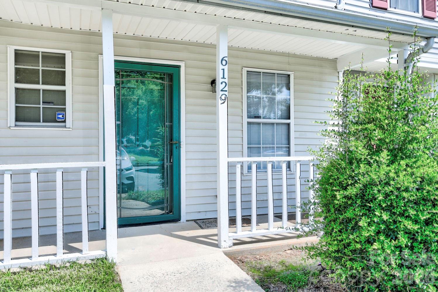 6129 Windsor Gate Lane — Charlotte