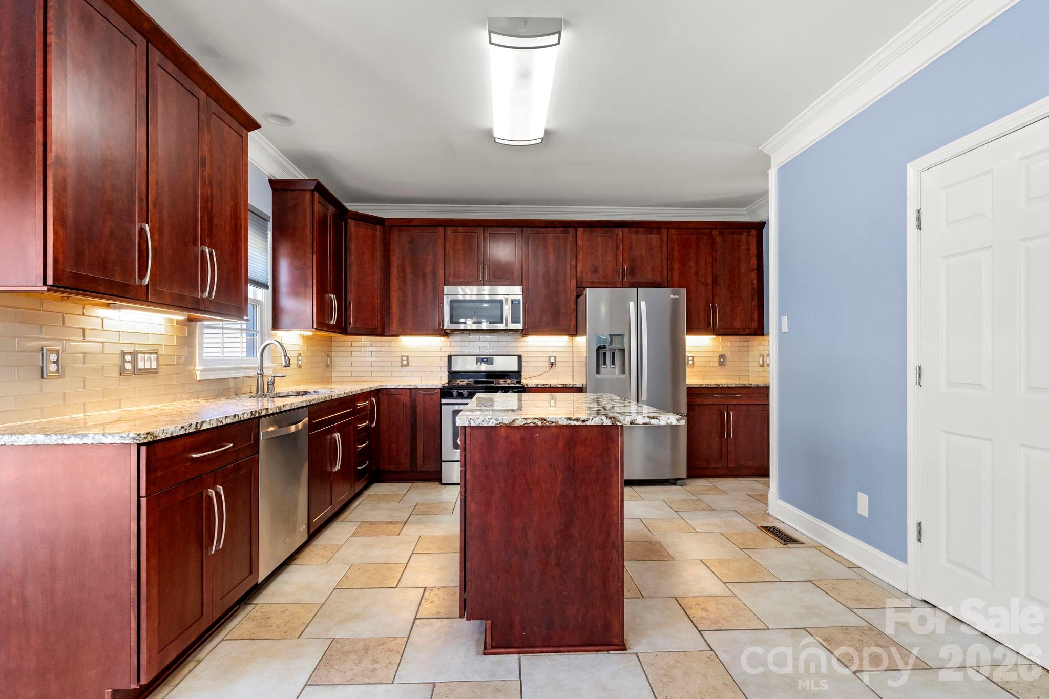10413 Friarsgate Road — Huntersville