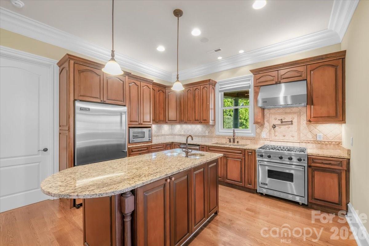 1900 Funny Cide Drive — Waxhaw