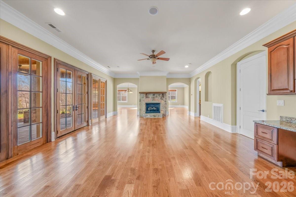 1900 Funny Cide Drive — Waxhaw