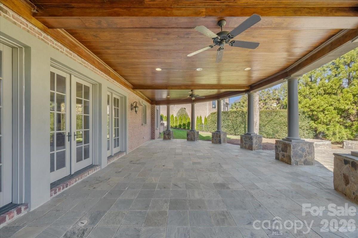 1900 Funny Cide Drive — Waxhaw