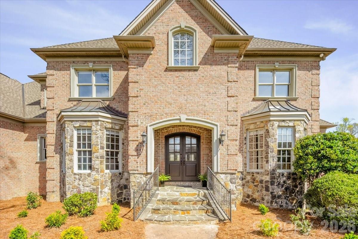 1900 Funny Cide Drive — Waxhaw