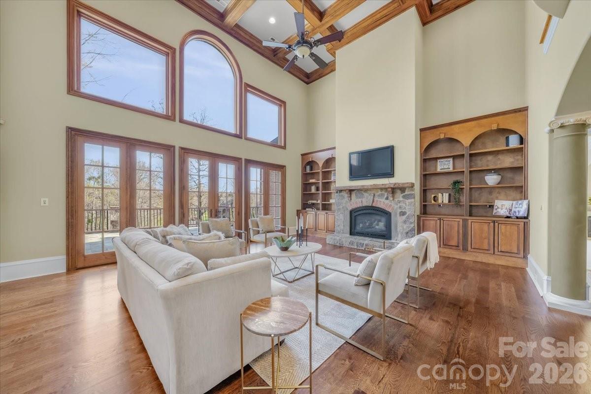 1900 Funny Cide Drive — Waxhaw