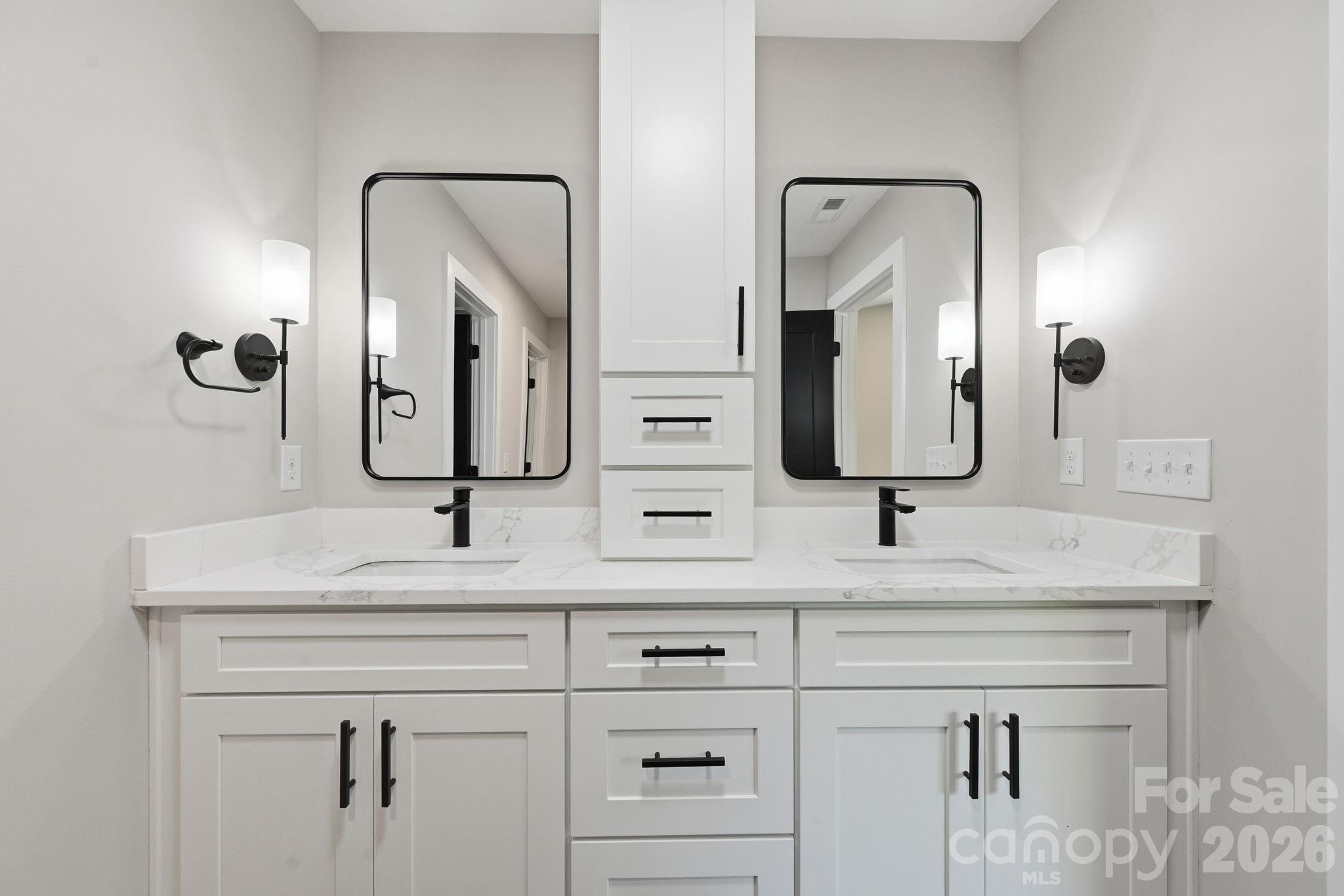 9215 Edinburg Avenue — Huntersville