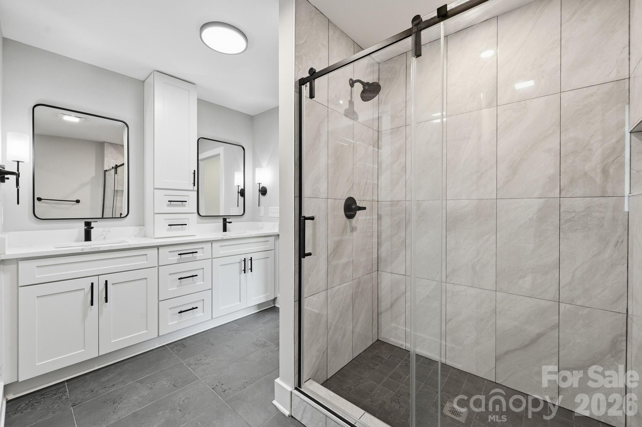 9215 Edinburg Avenue — Huntersville