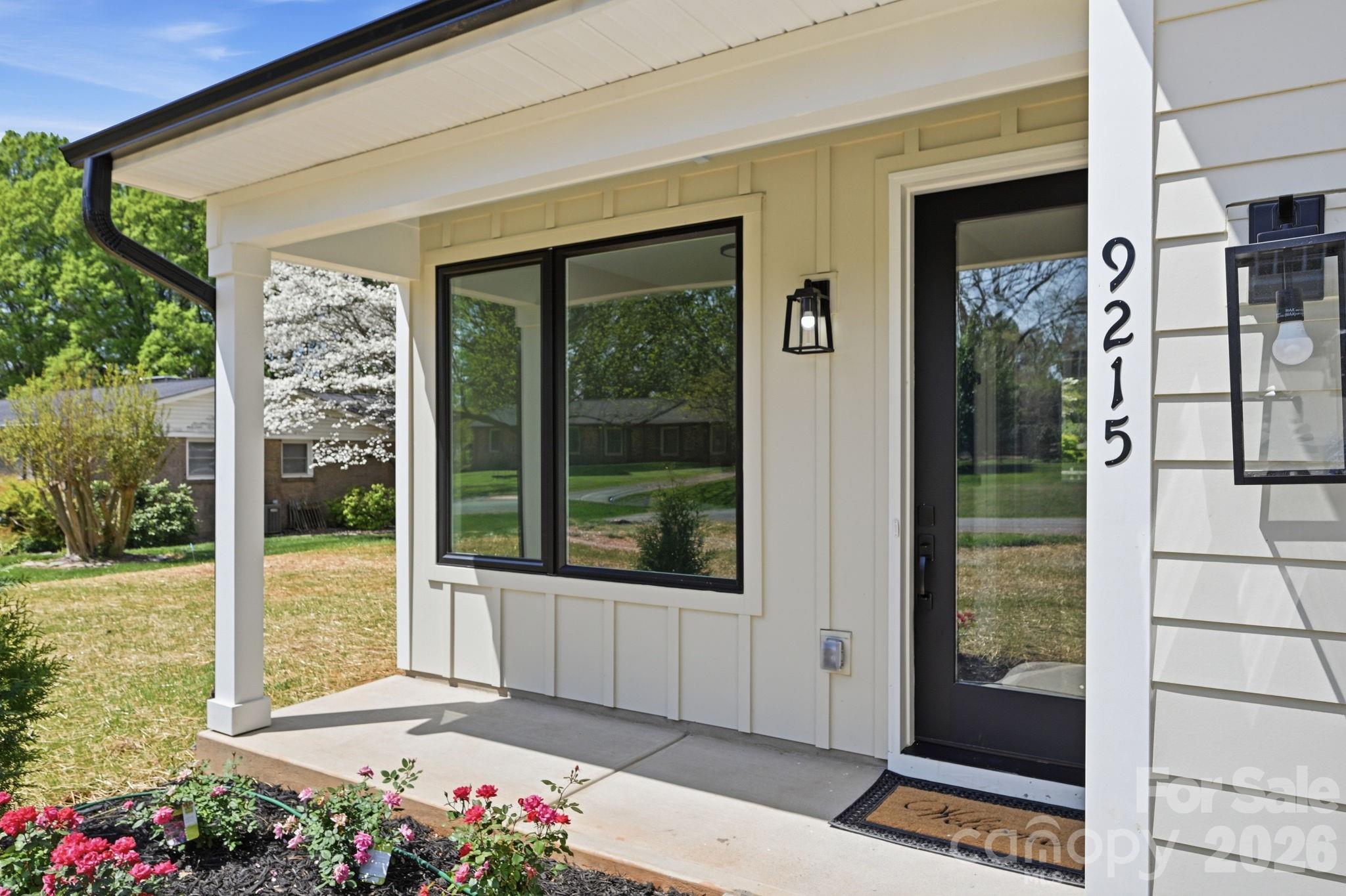 9215 Edinburg Avenue — Huntersville