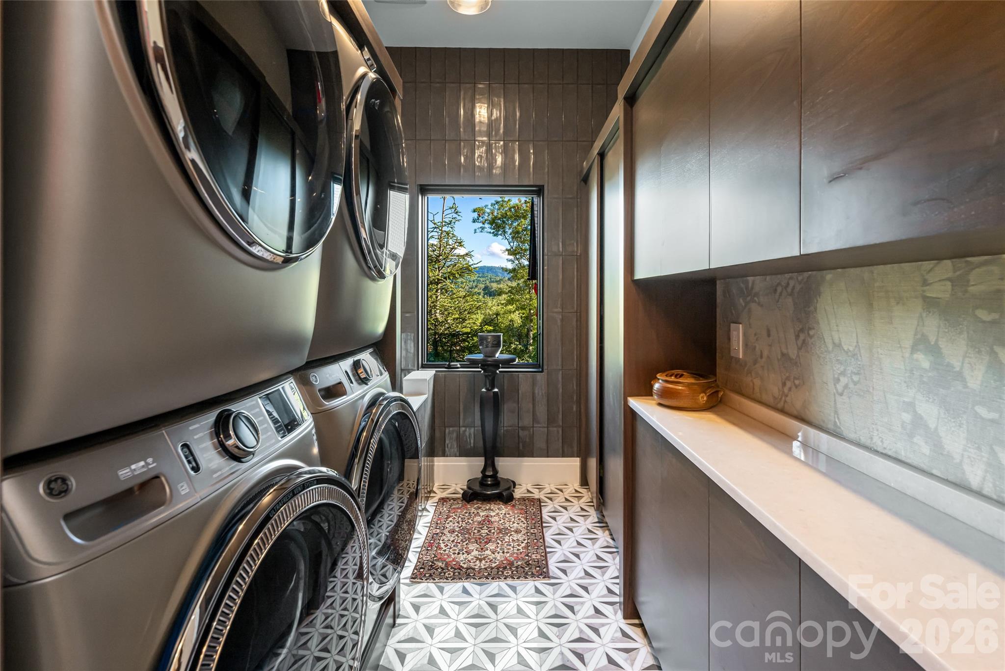 163 Annabelle Linn Drive — Fairview