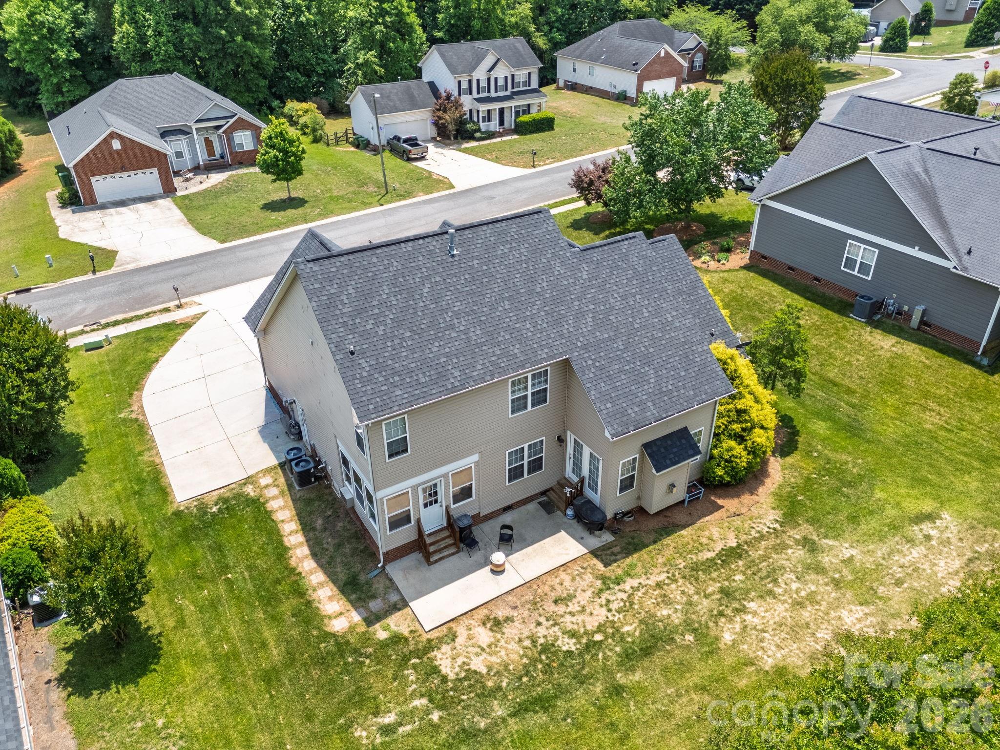 208 Deerfield Drive — Mount Holly