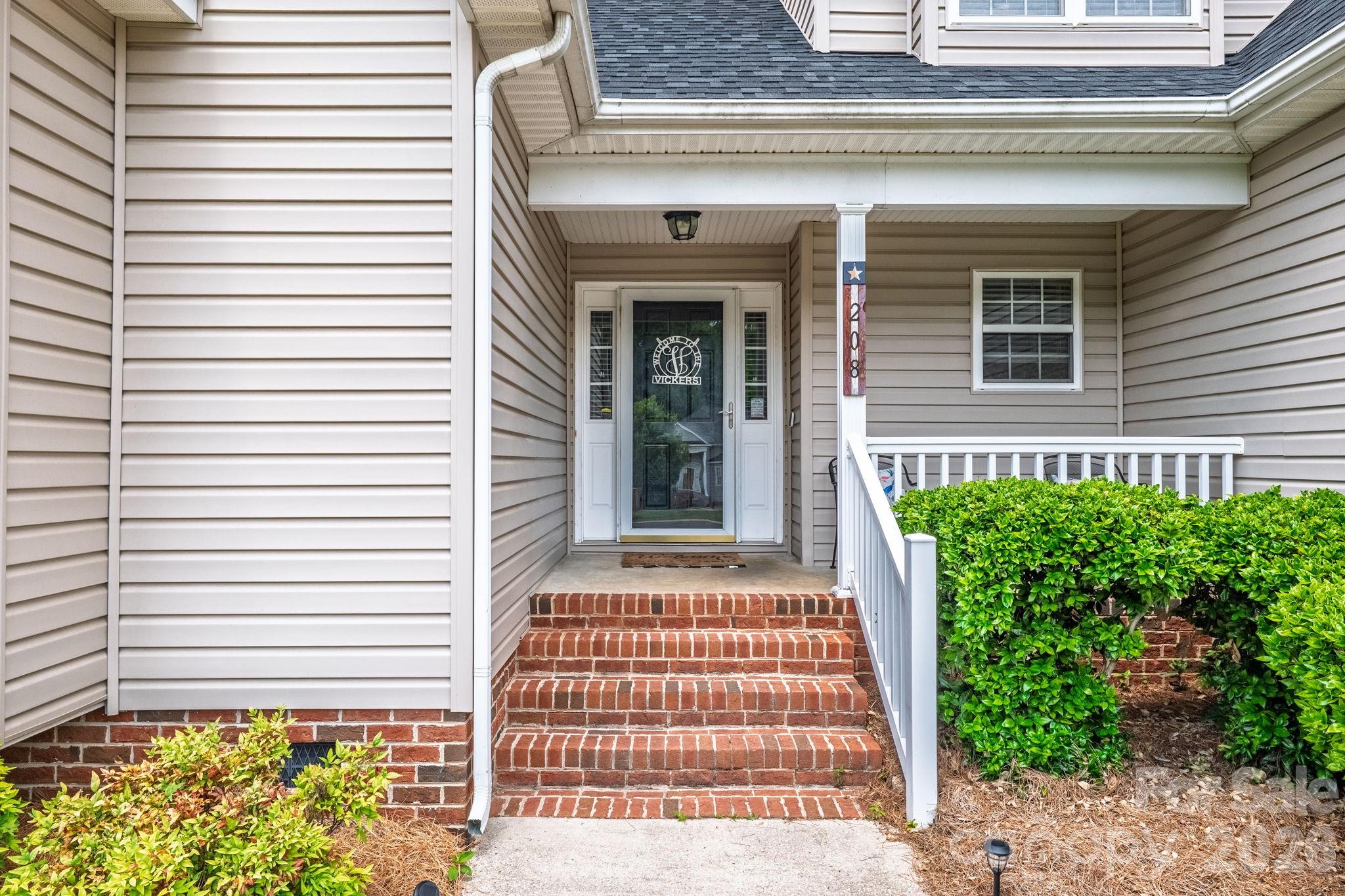 208 Deerfield Drive — Mount Holly