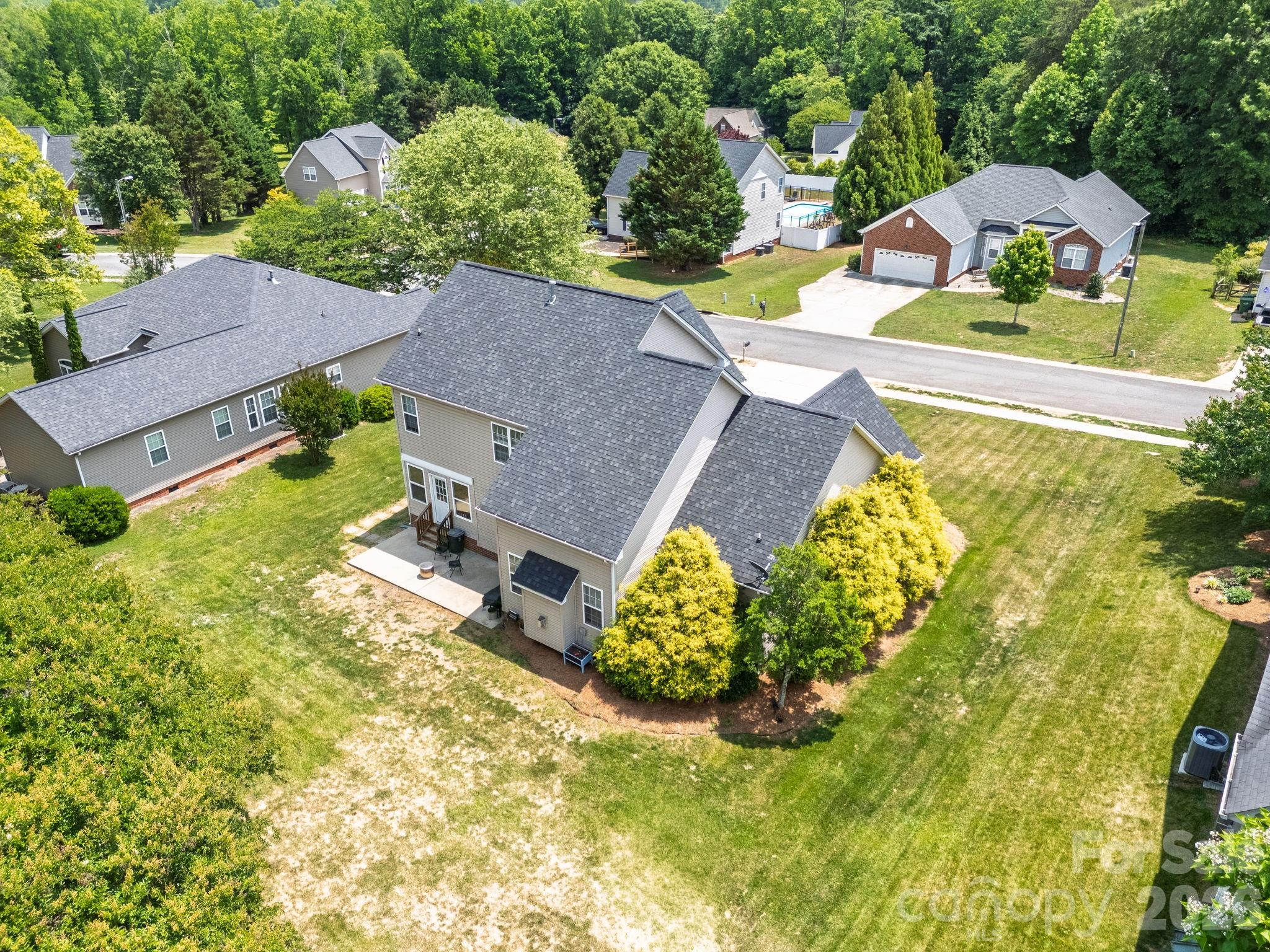208 Deerfield Drive — Mount Holly