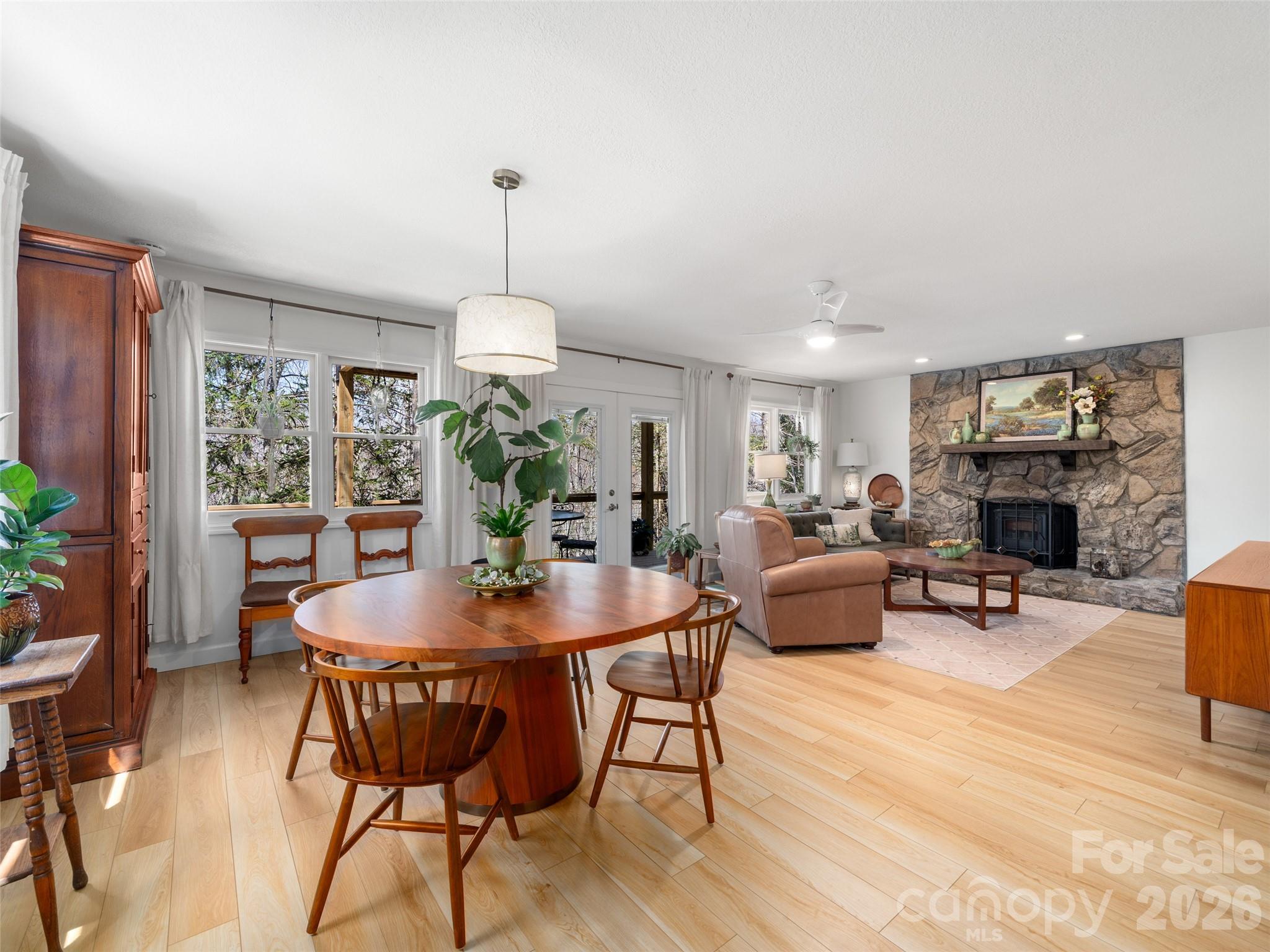 31 Elseetos Drive — Brevard