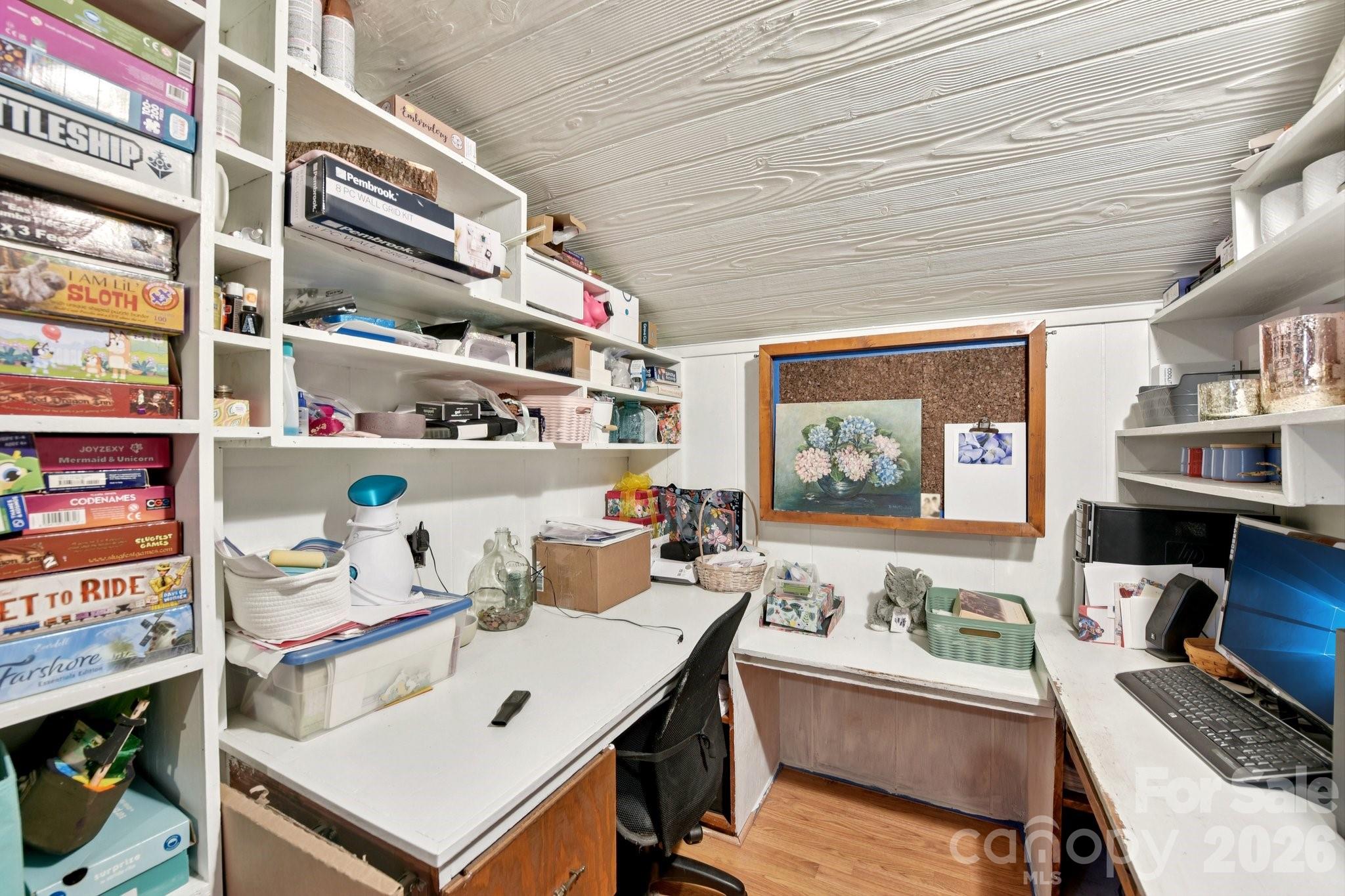 438 Cox Lake Road — Stanley