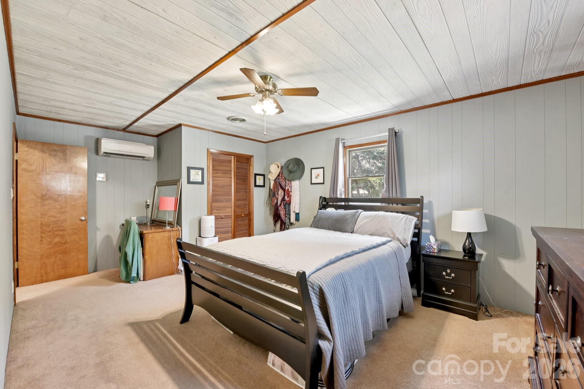 438 Cox Lake Road — Stanley