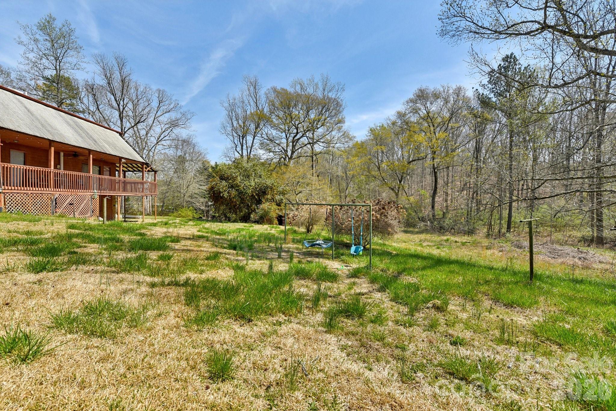 438 Cox Lake Road — Stanley