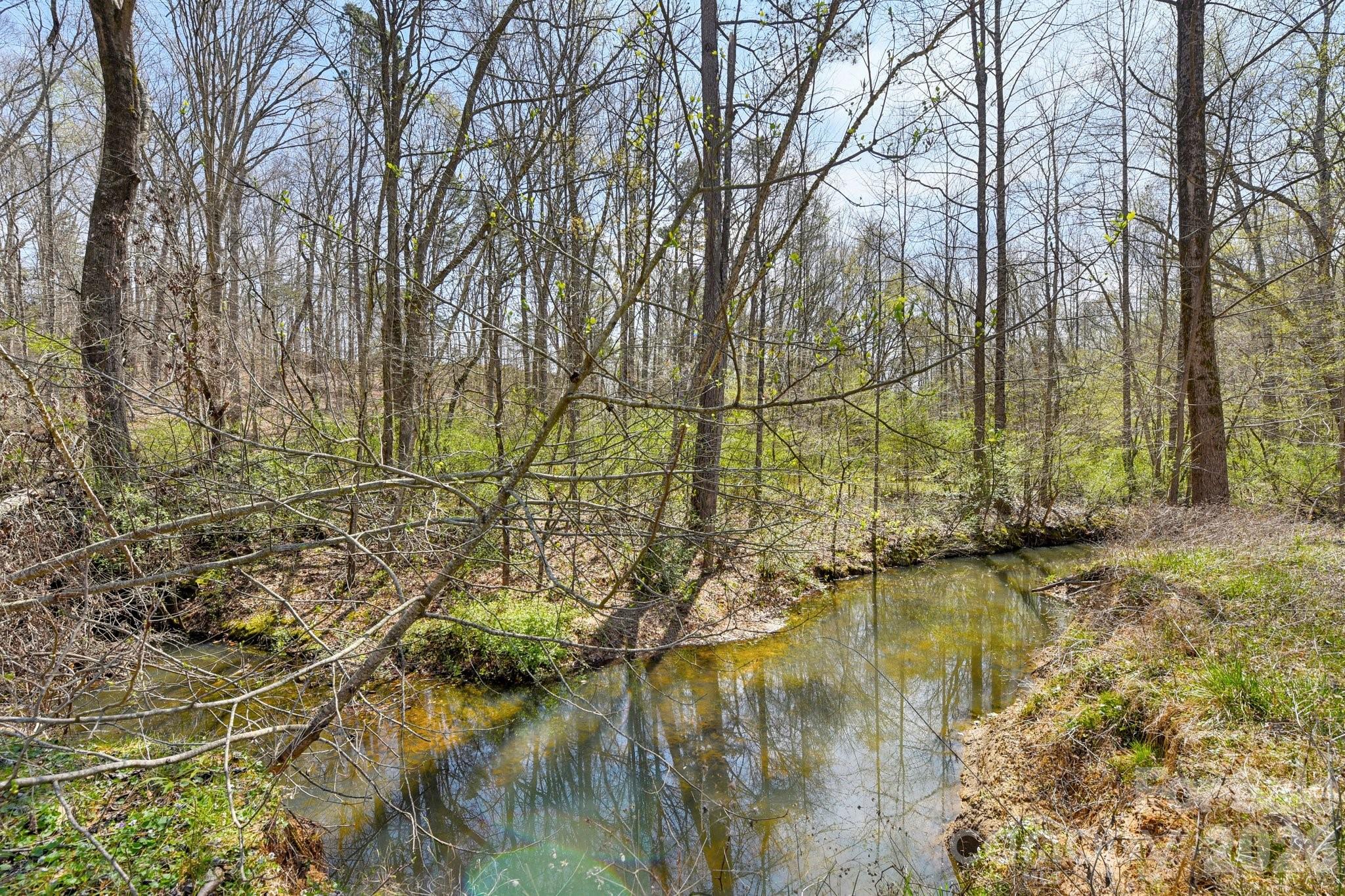 438 Cox Lake Road — Stanley