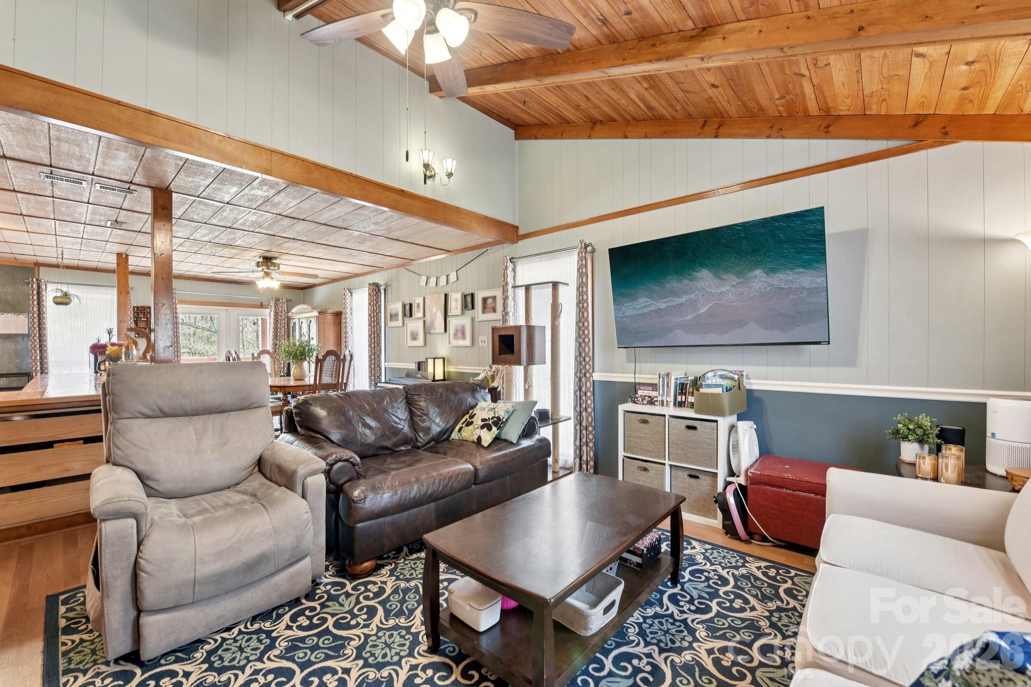 438 Cox Lake Road — Stanley