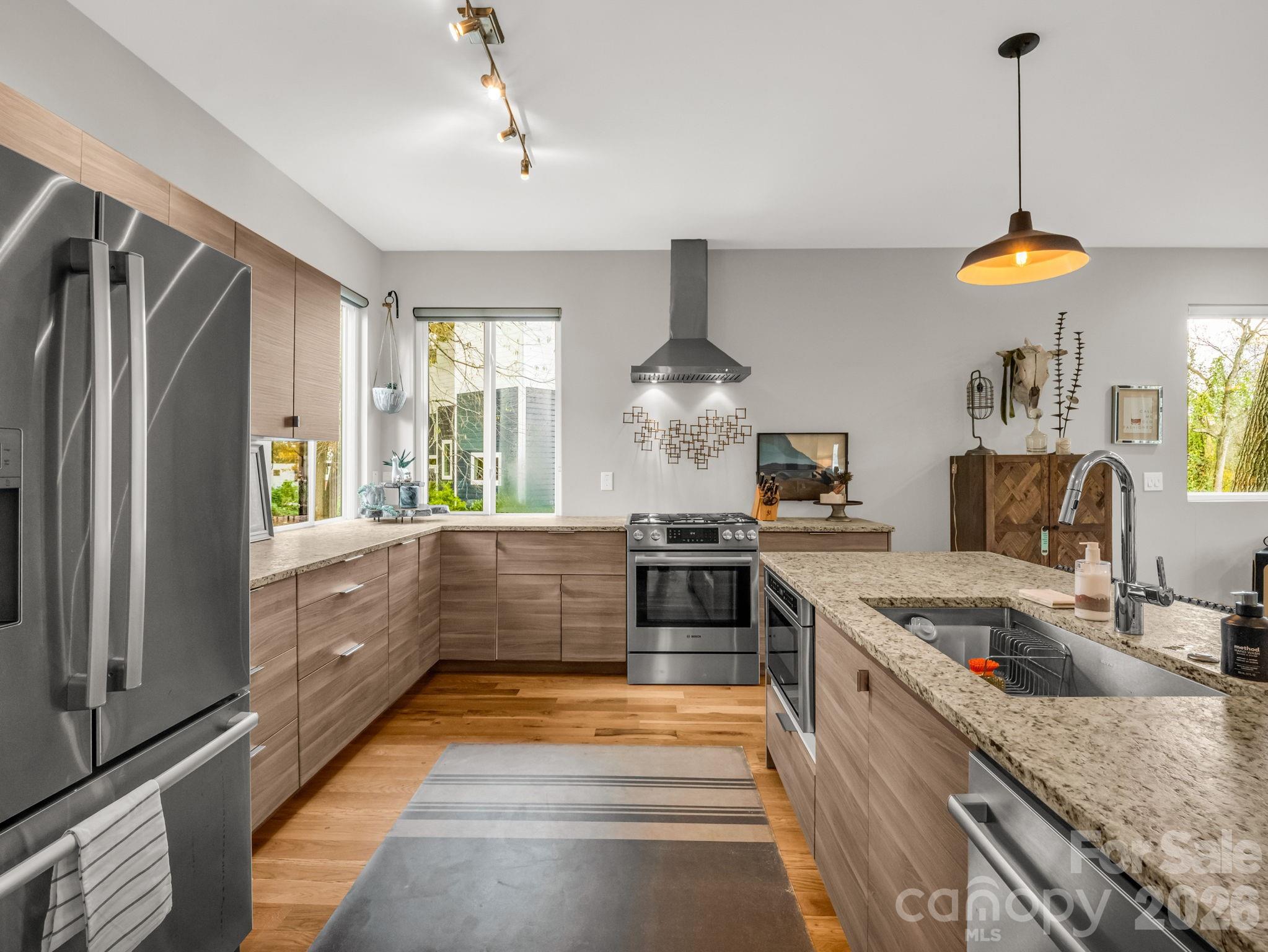 80 Richland Street — Asheville